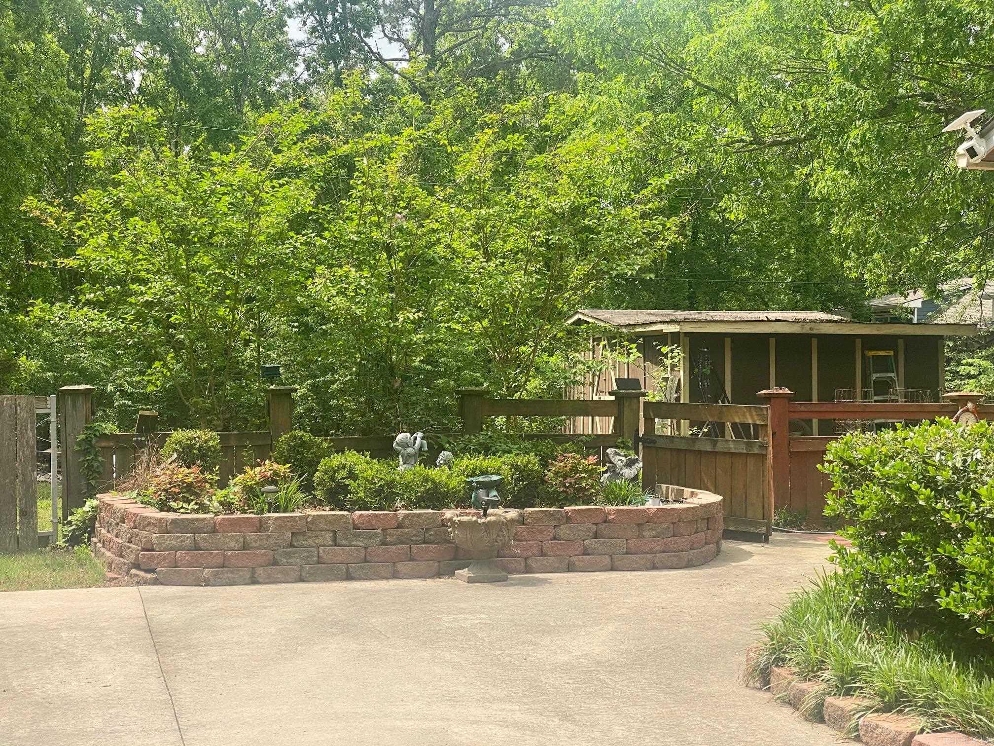 BAYVIEW HEIGHTS - Residential