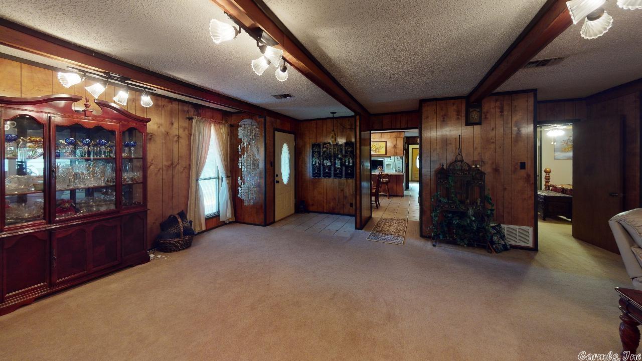 ARKANSAS HGTS - Residential