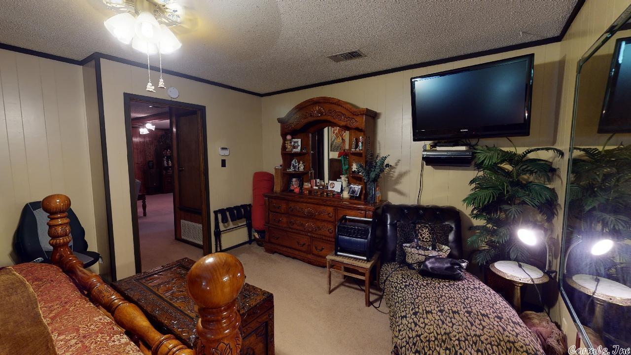 ARKANSAS HGTS - Residential