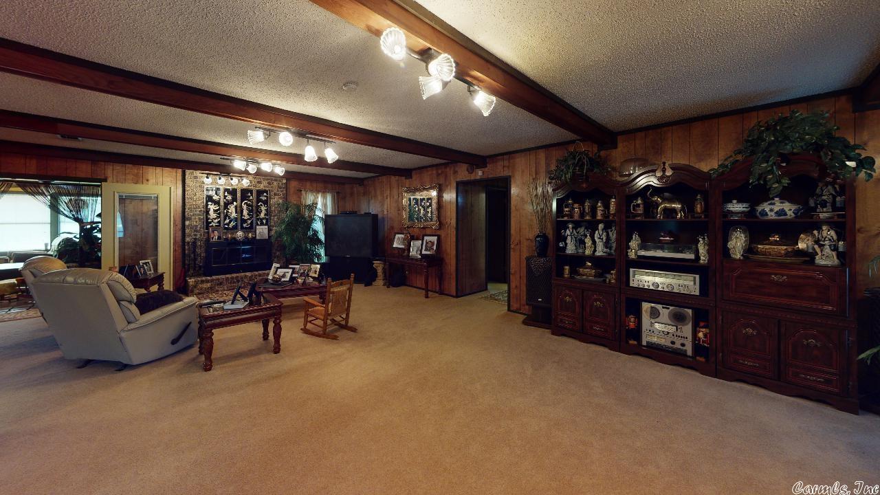 ARKANSAS HGTS - Residential