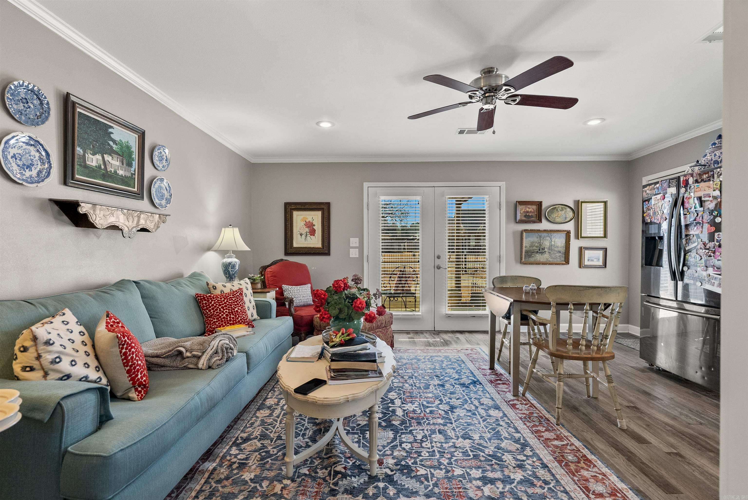 CATHERINE PLACE - Residential