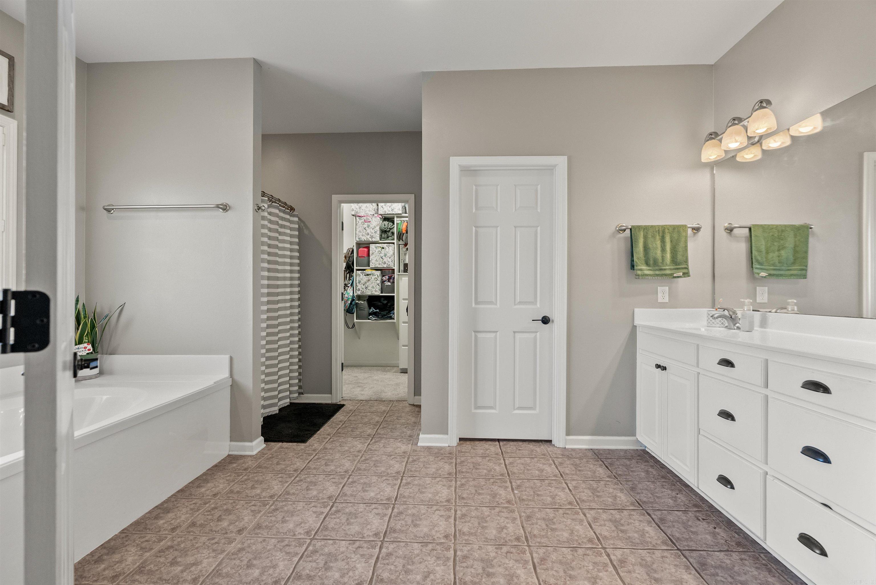 CATHERINE PLACE - Residential