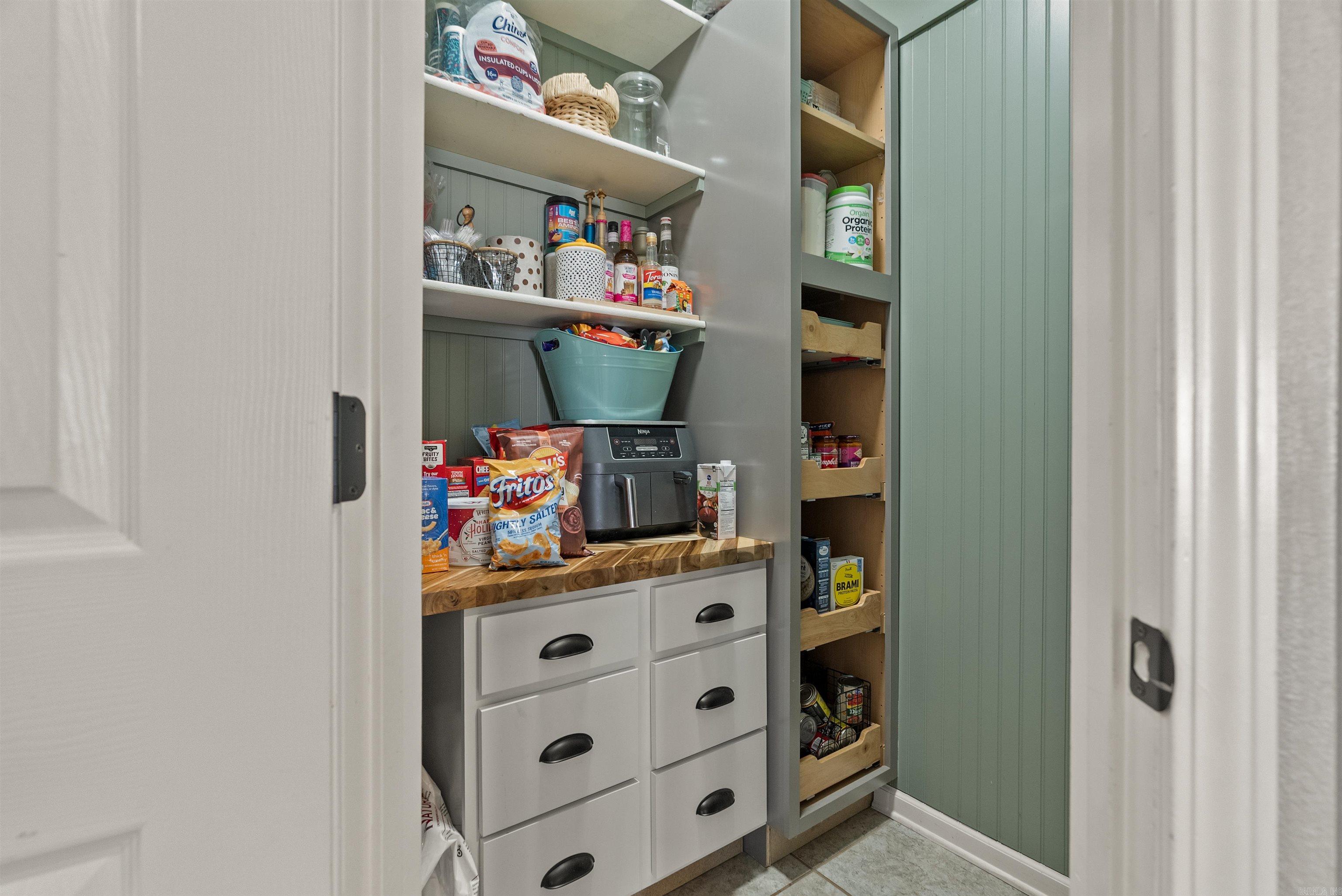 CATHERINE PLACE - Residential