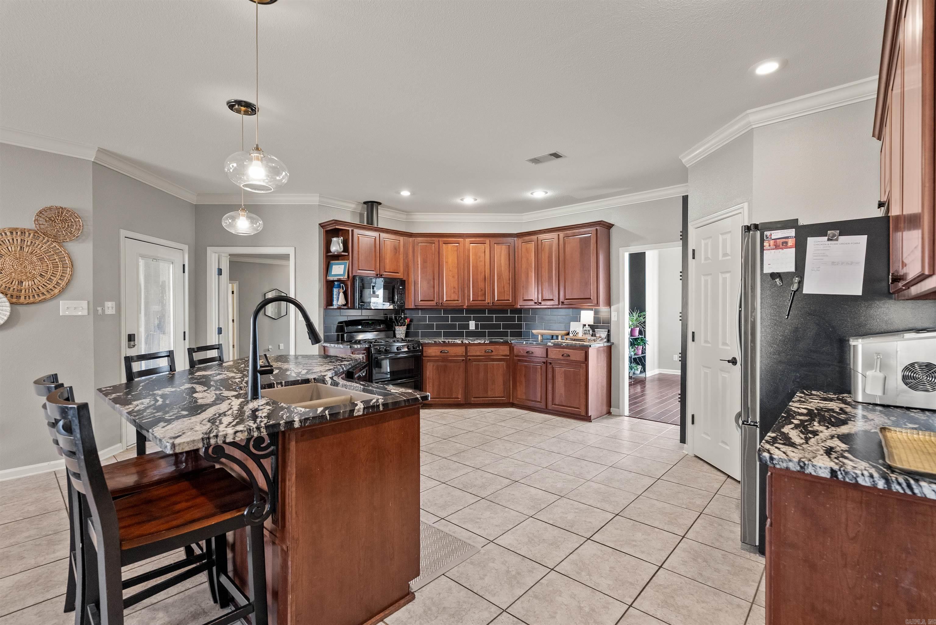 CATHERINE PLACE - Residential