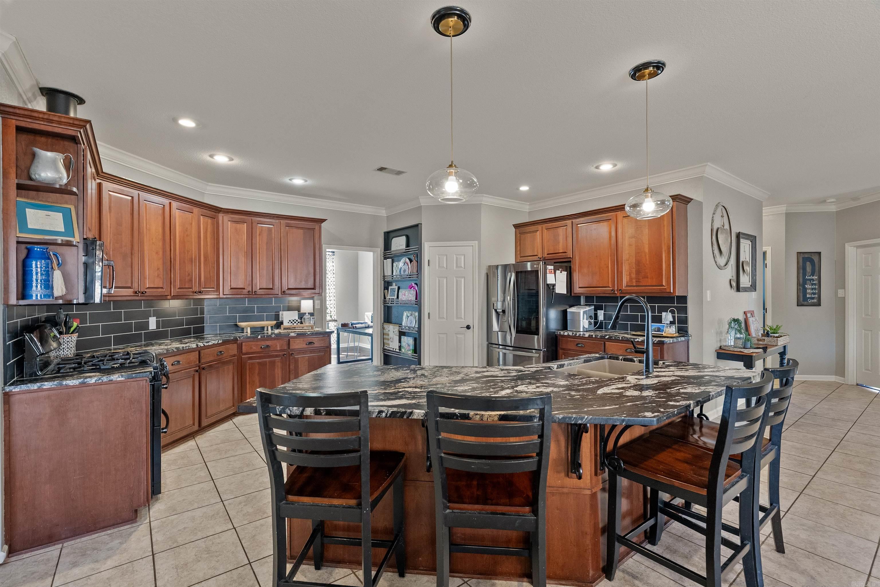 CATHERINE PLACE - Residential