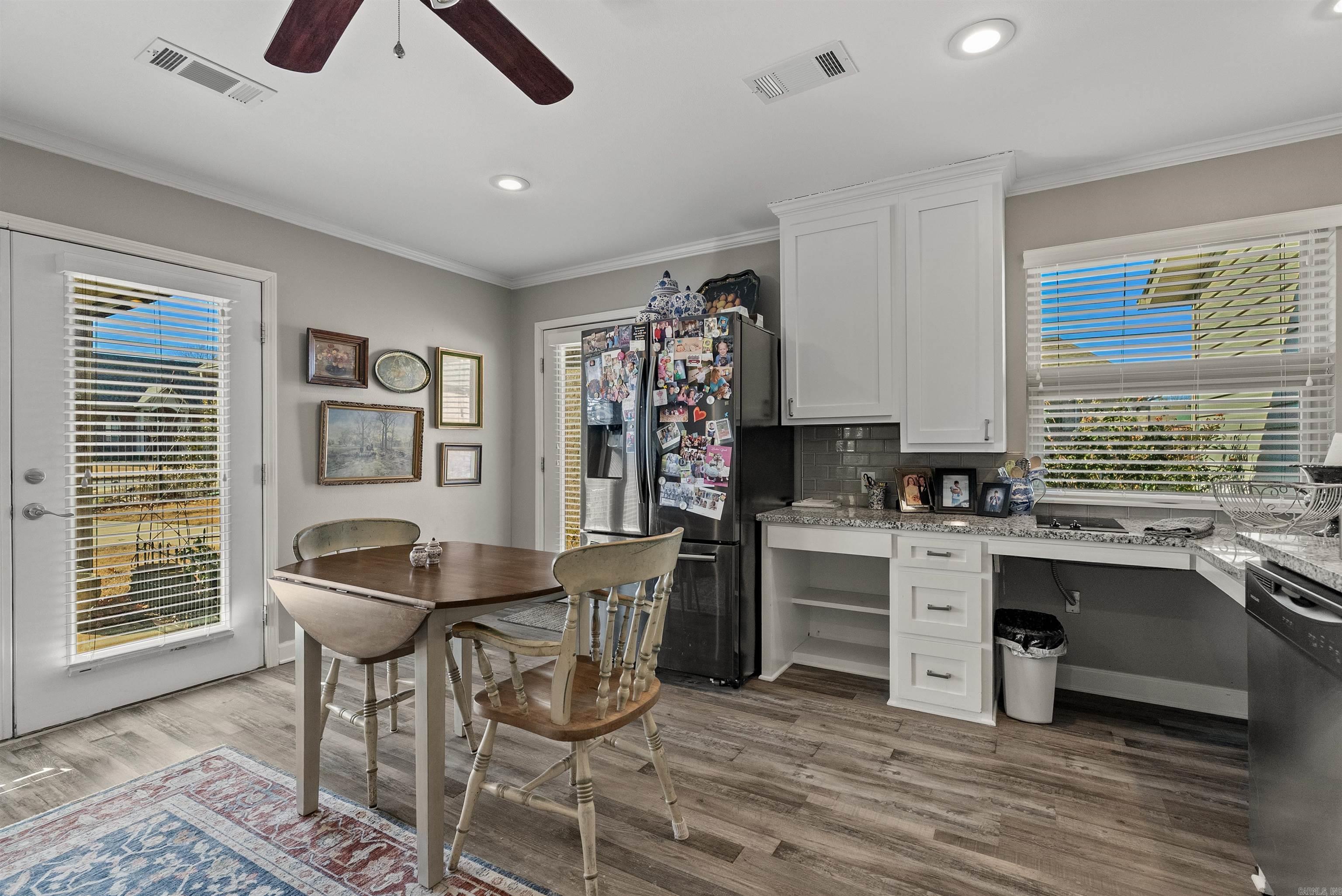 CATHERINE PLACE - Residential