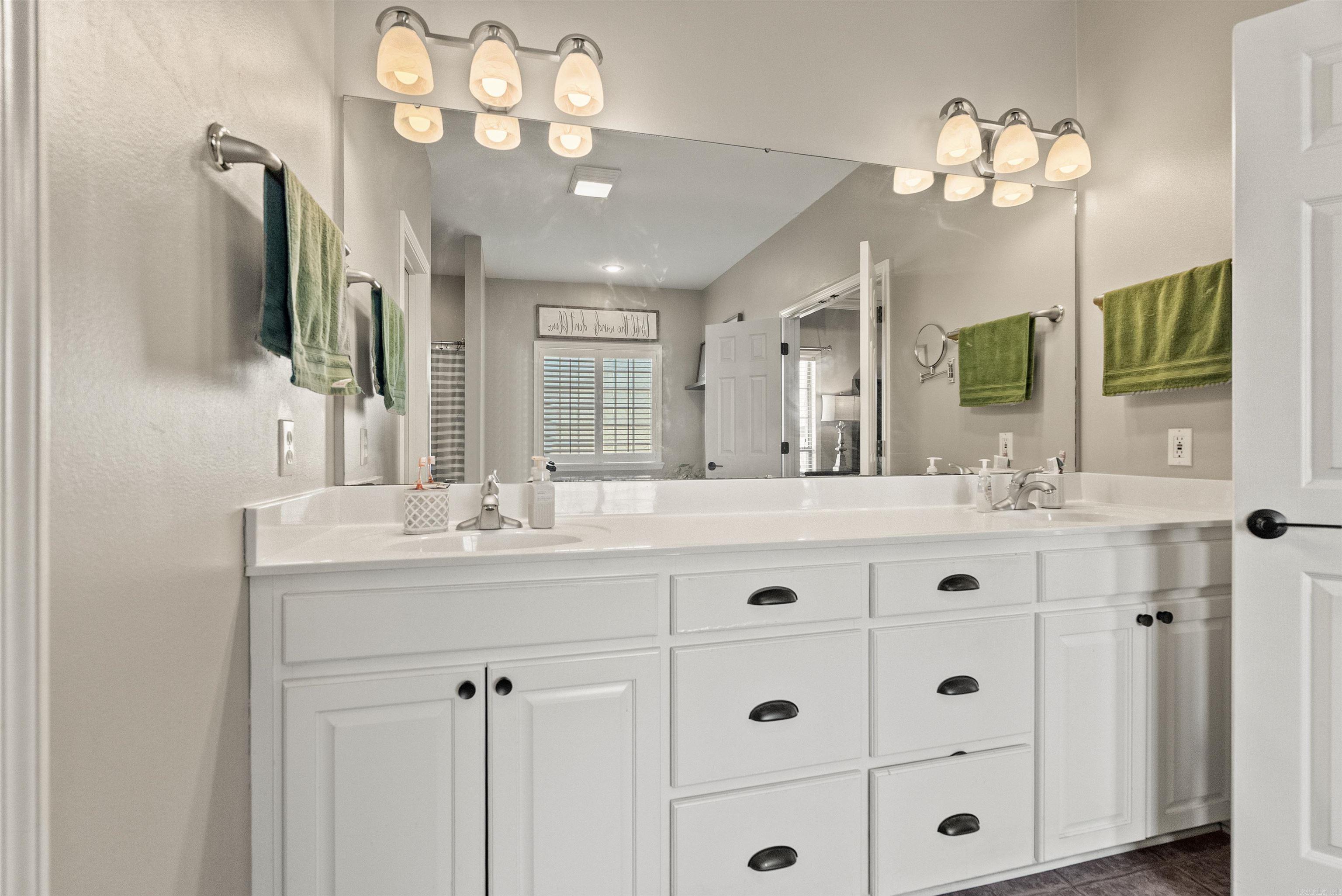 CATHERINE PLACE - Residential