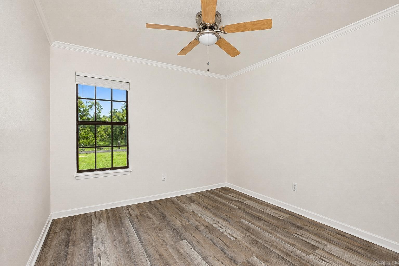 LAKEWOOD HTS ESTATES - Residential