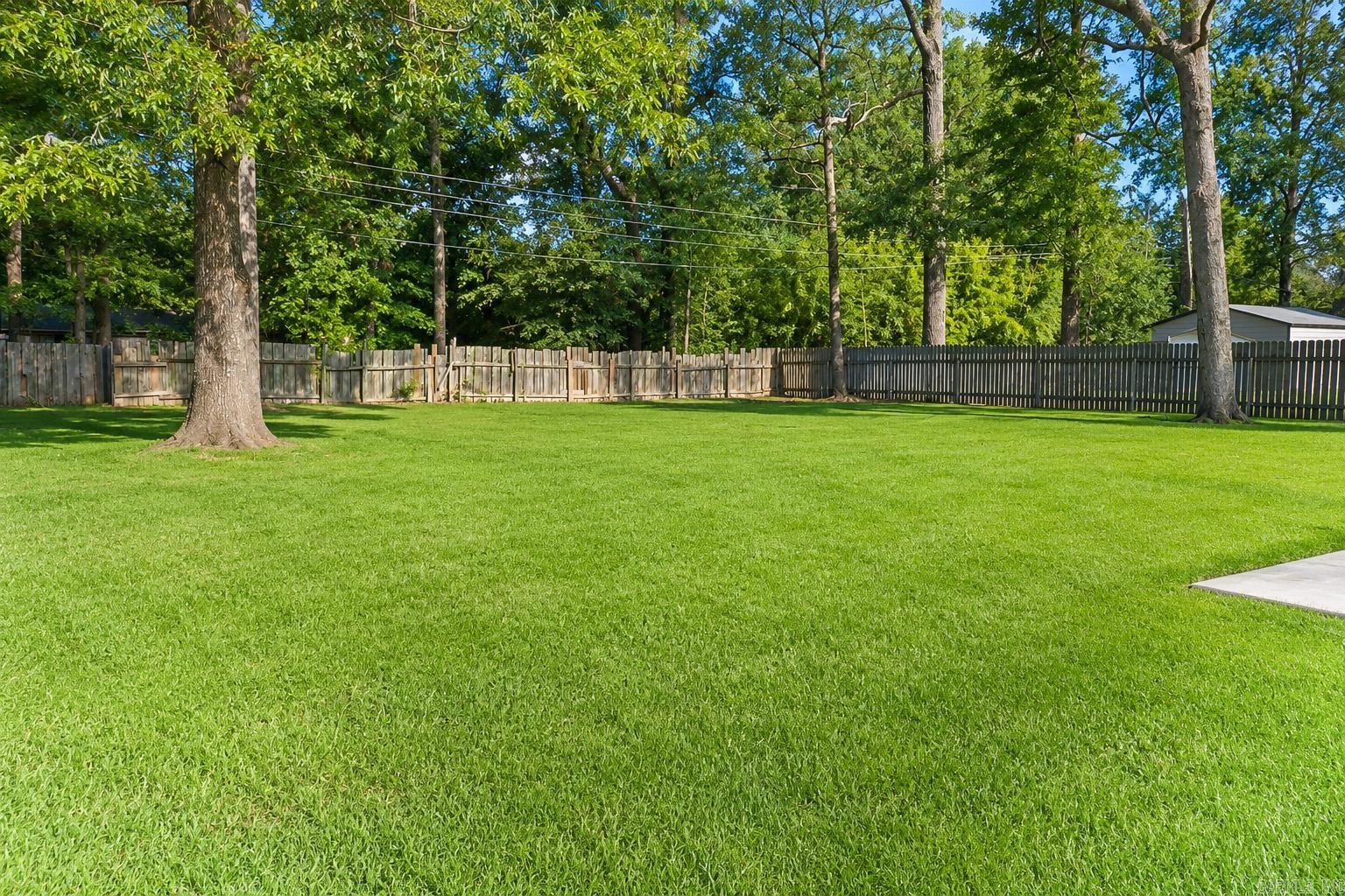 LAKEWOOD HTS ESTATES - Residential
