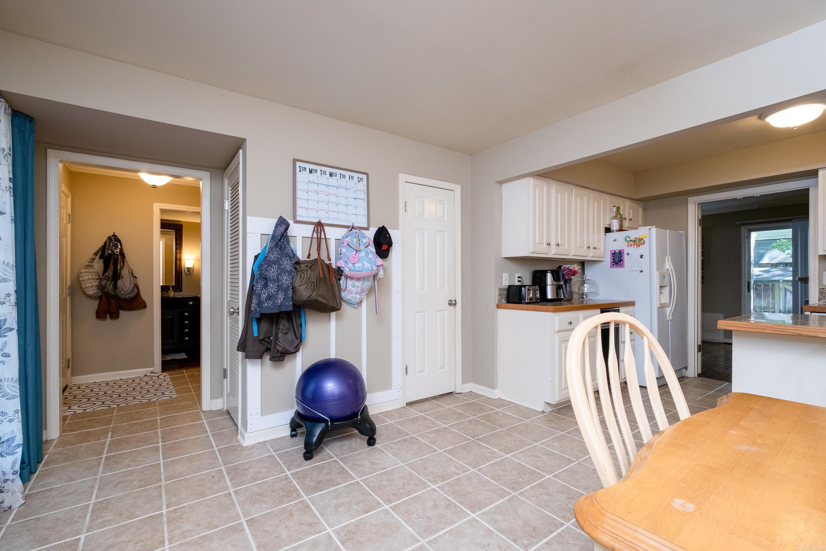 KINGSBRIDGE TWNHSE - Residential