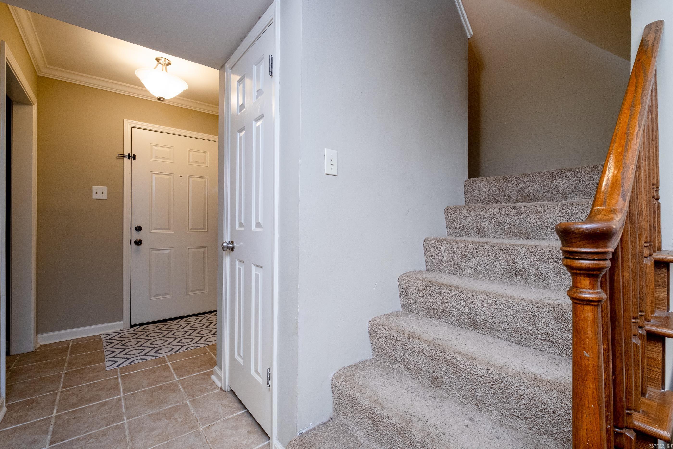 KINGSBRIDGE TWNHSE - Residential