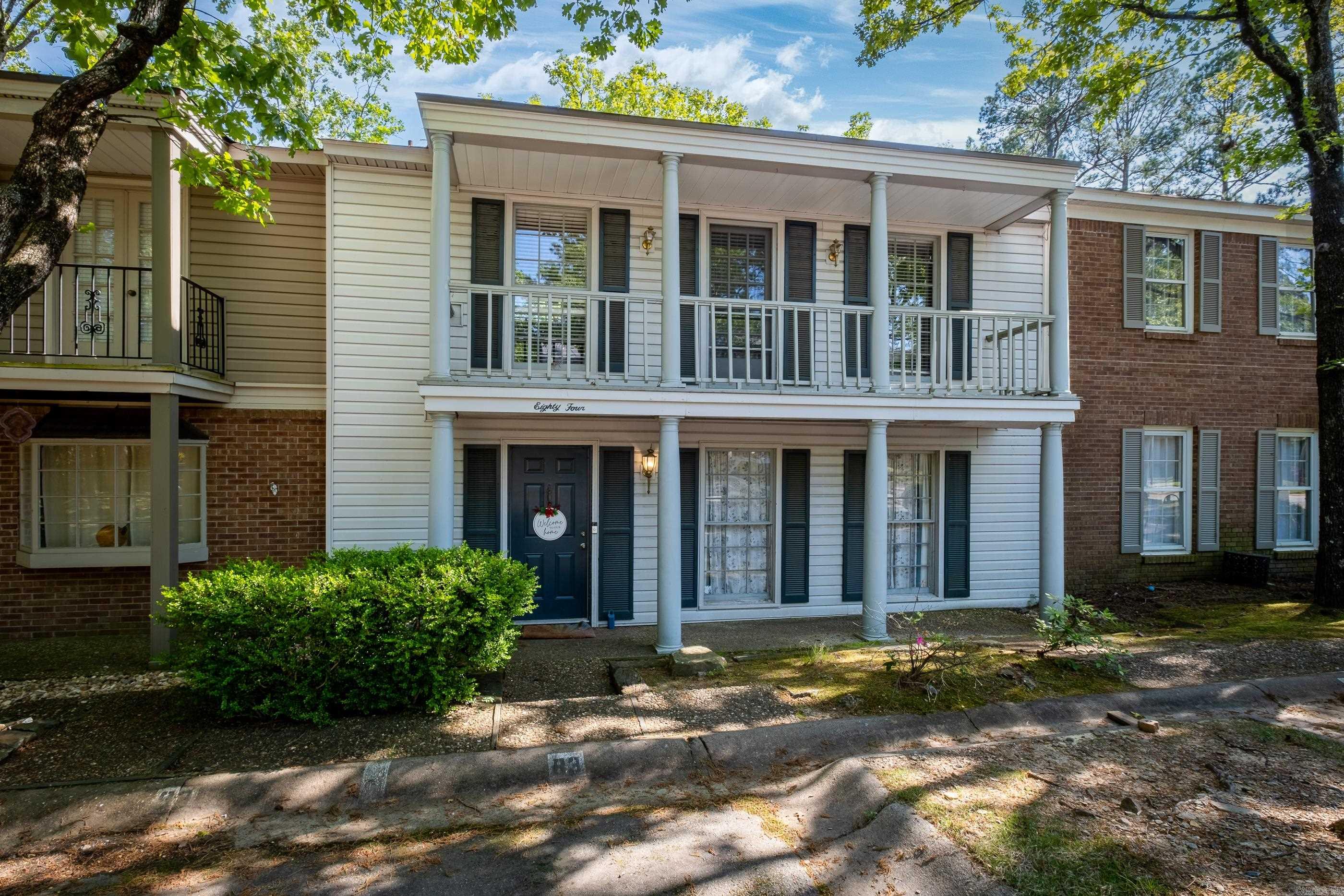 KINGSBRIDGE TWNHSE - Residential