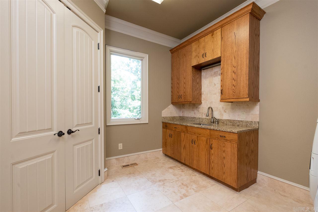 CHENAL DOWNS - Residential