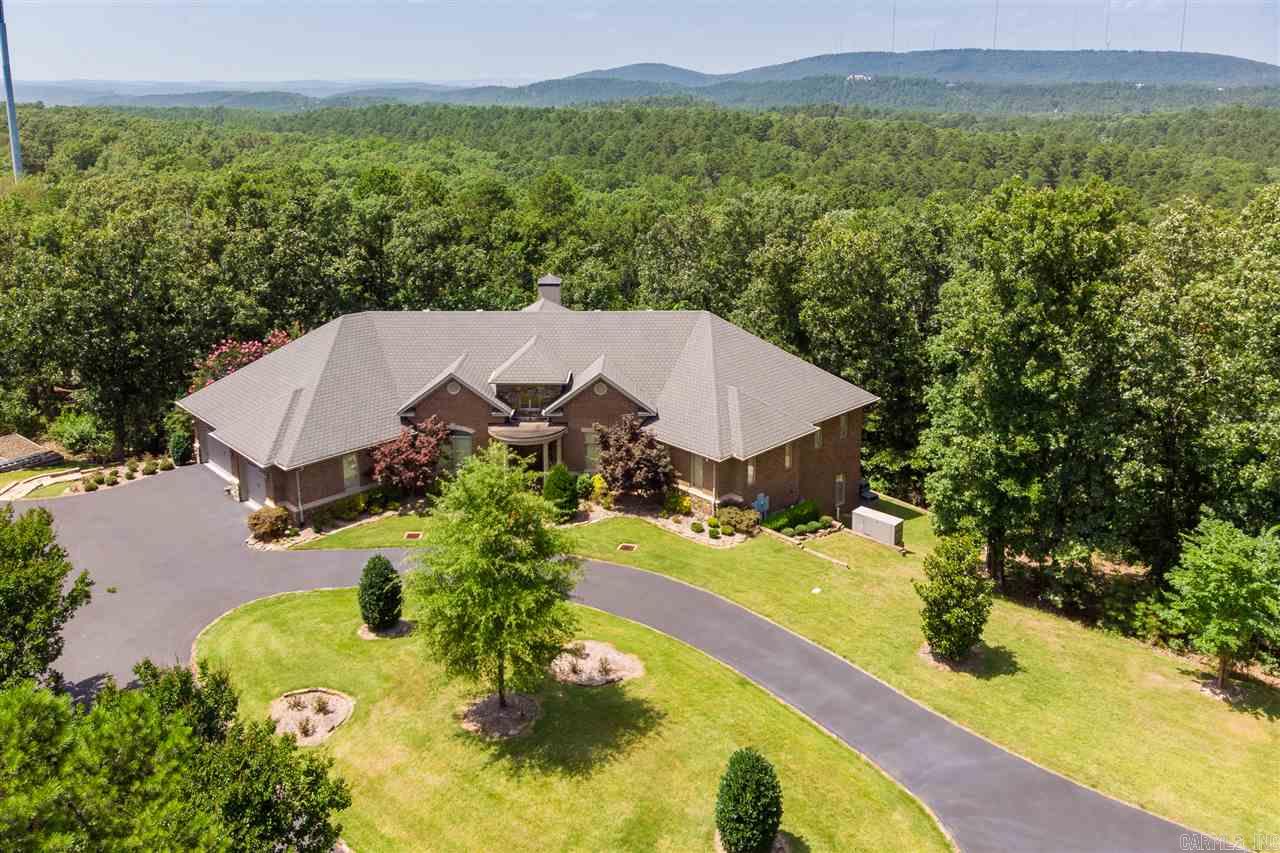 CHENAL DOWNS - Residential