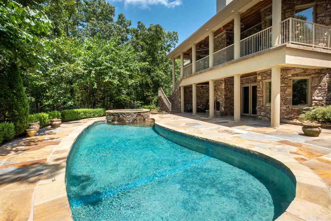 CHENAL DOWNS - Residential