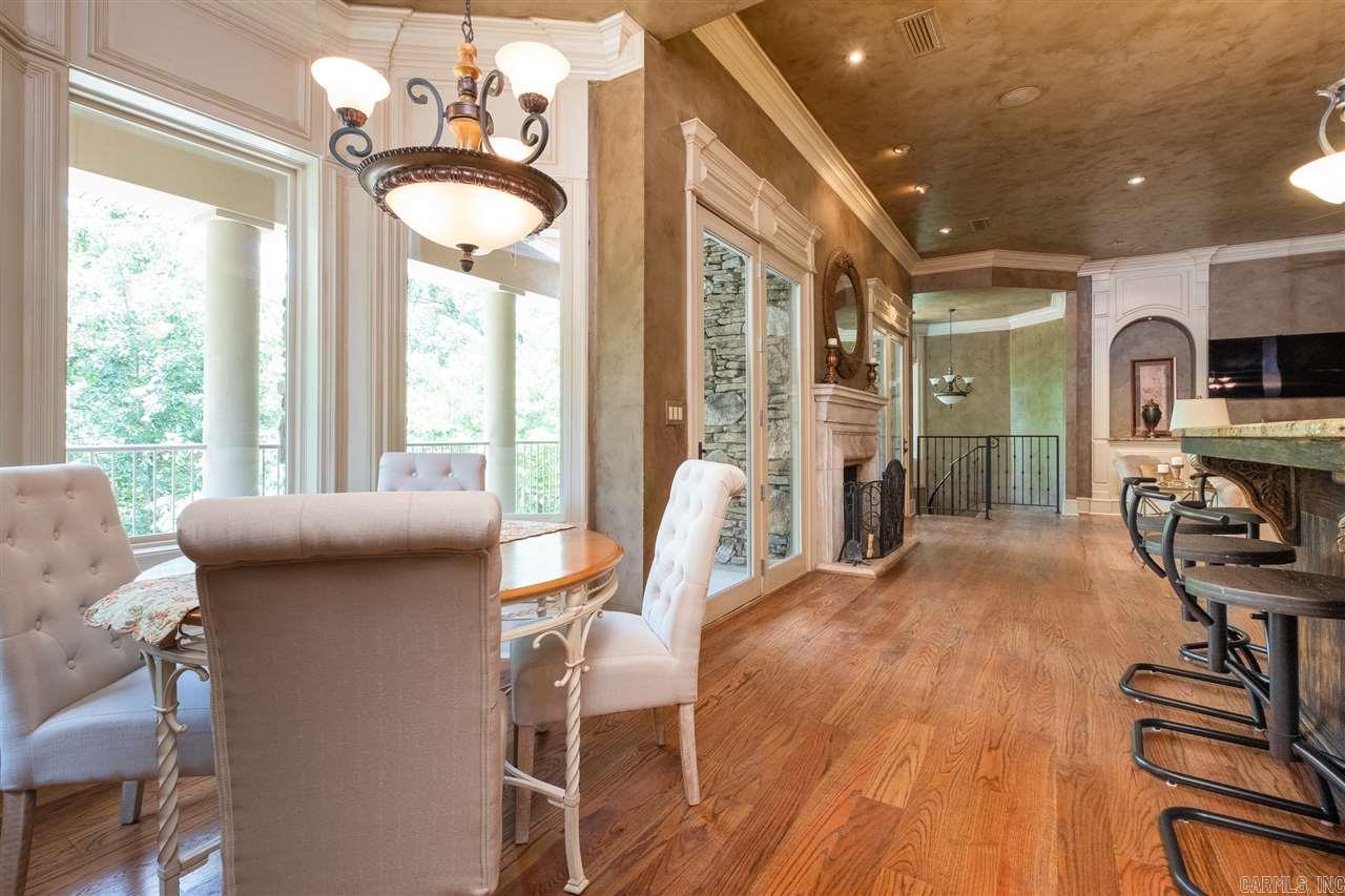 CHENAL DOWNS - Residential