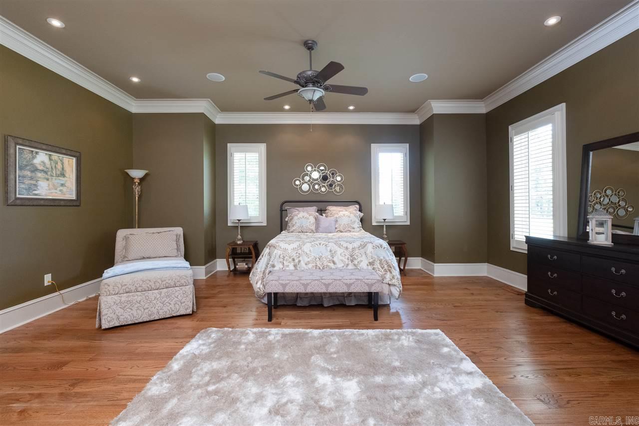 CHENAL DOWNS - Residential