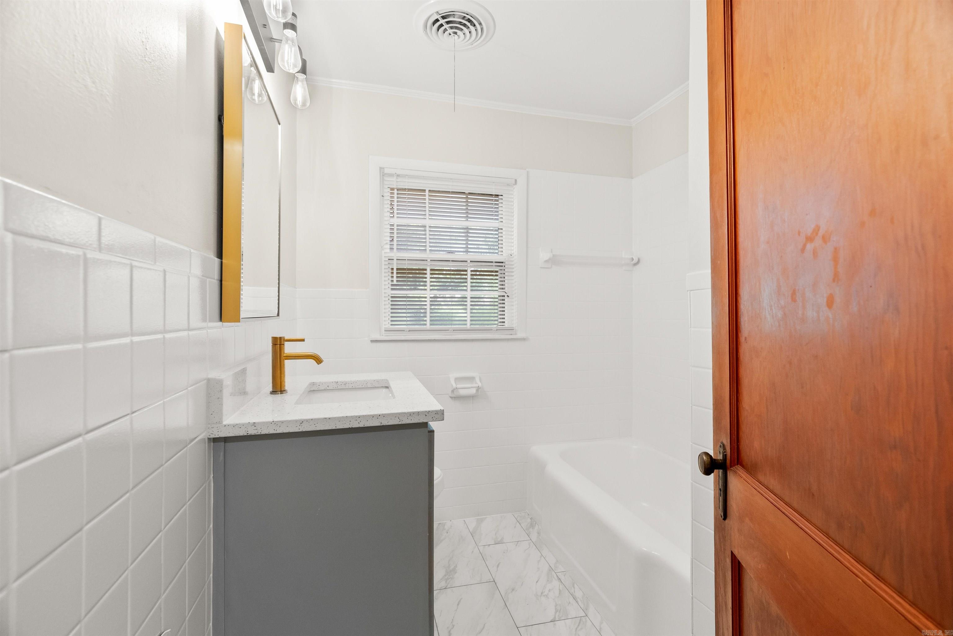 Thornton Replat - Residential