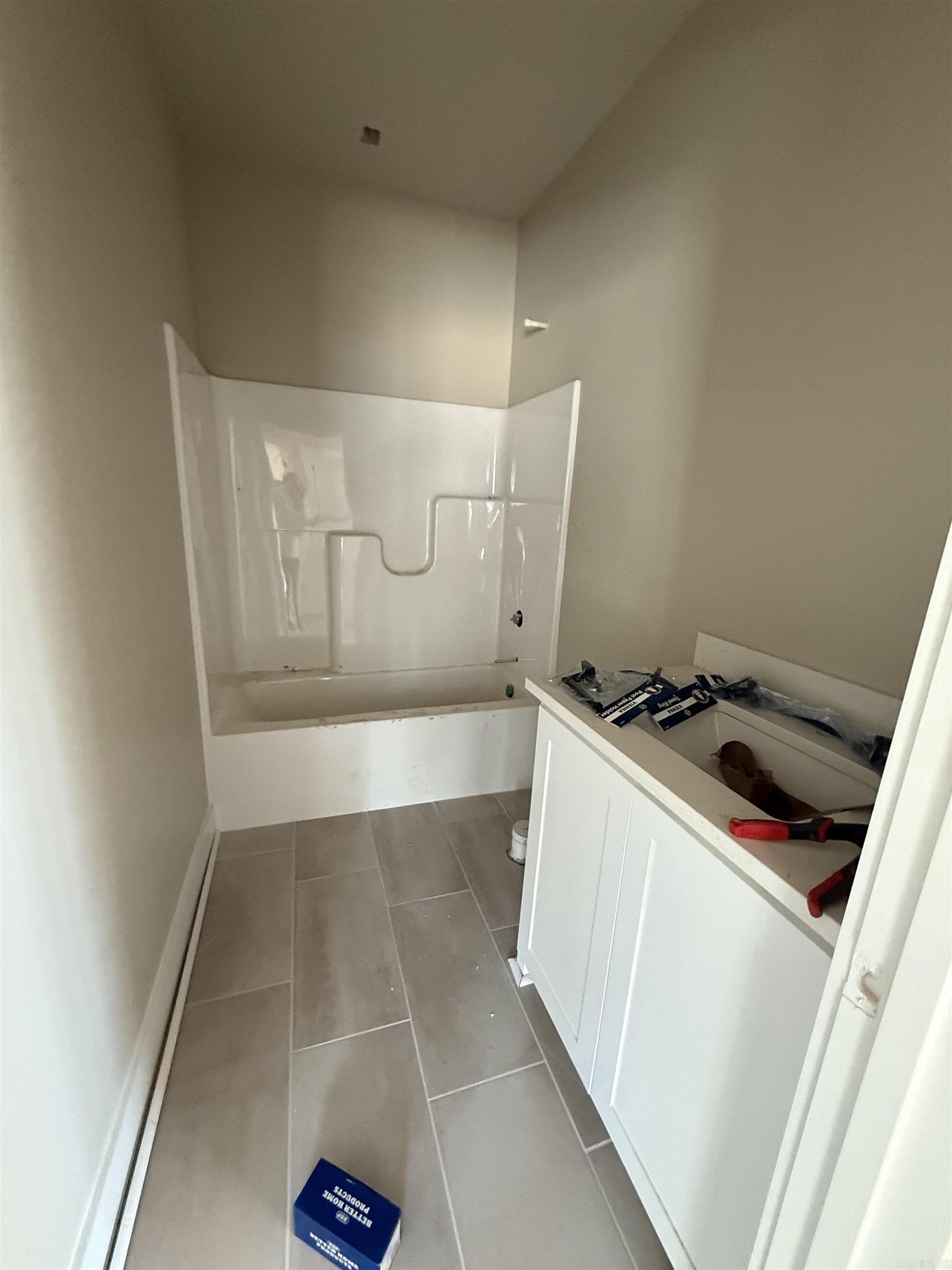 SPENCER CROSSING LLC - Residential