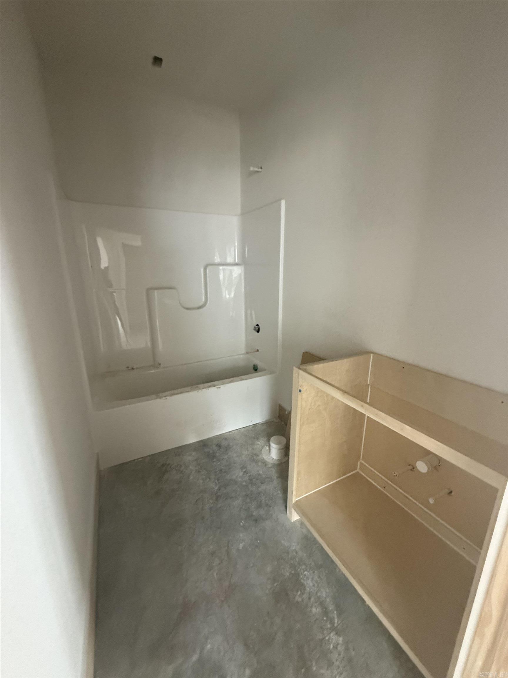 SPENCER CROSSING LLC - Residential