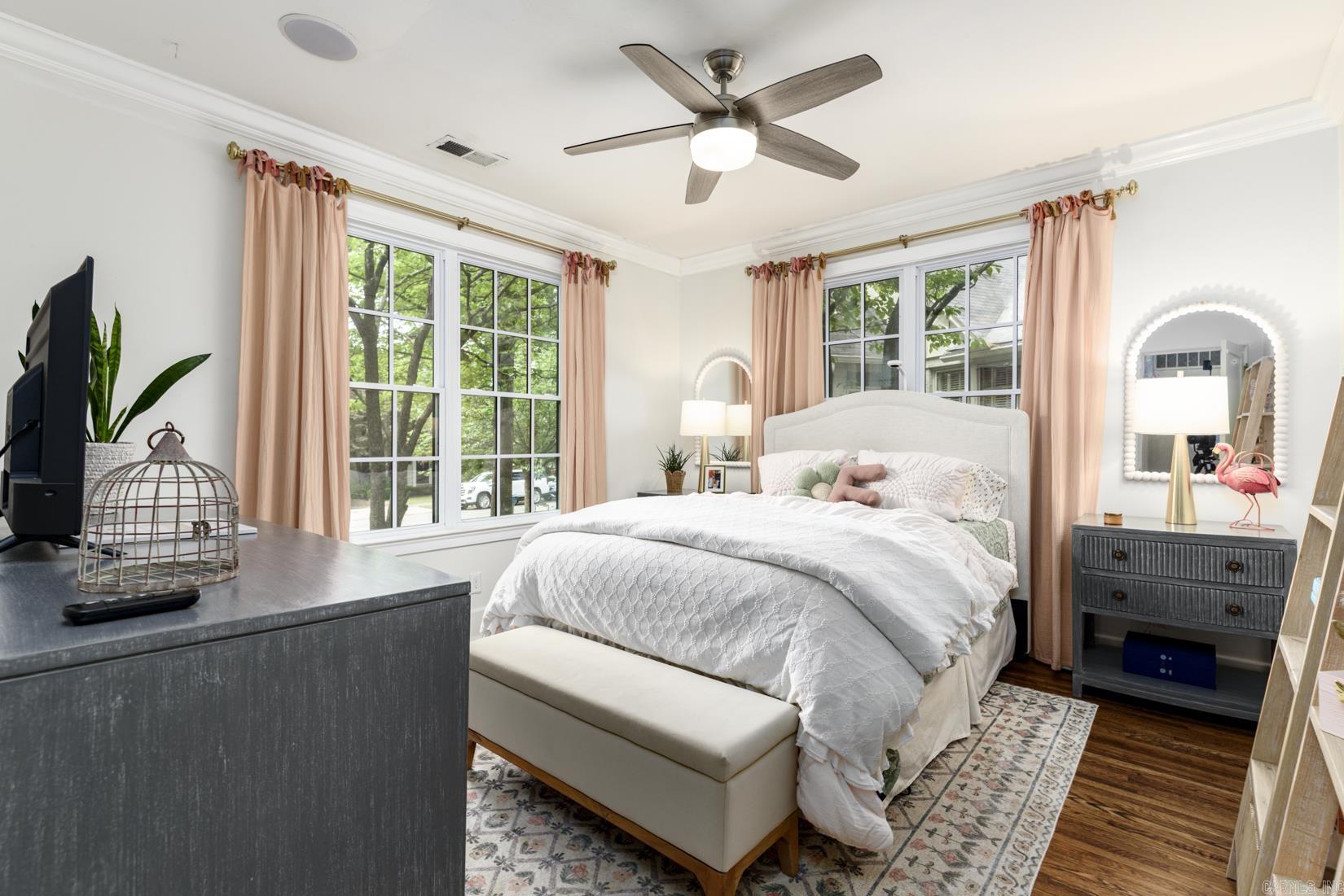 CLIFFEWOOD - Residential