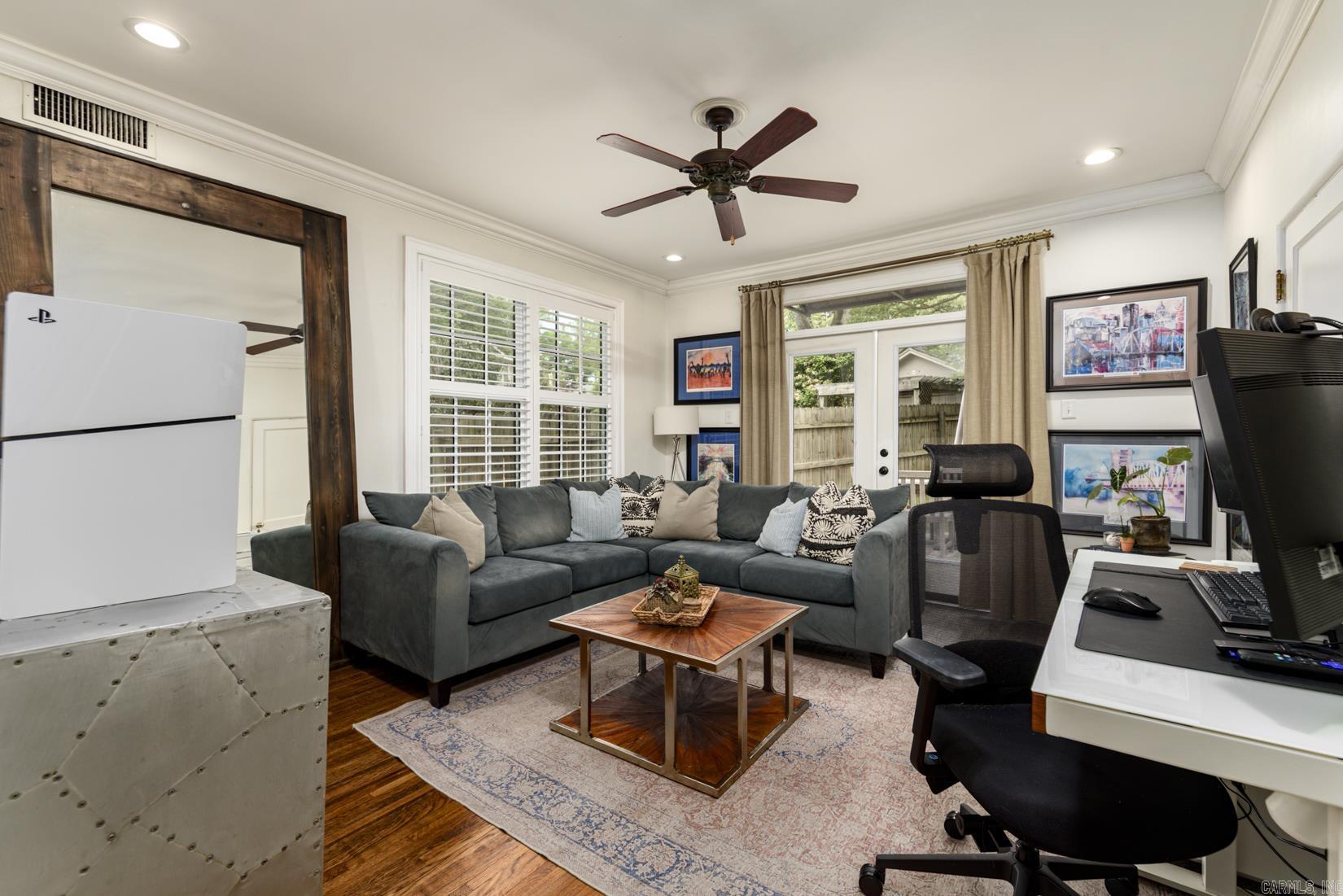 CLIFFEWOOD - Residential