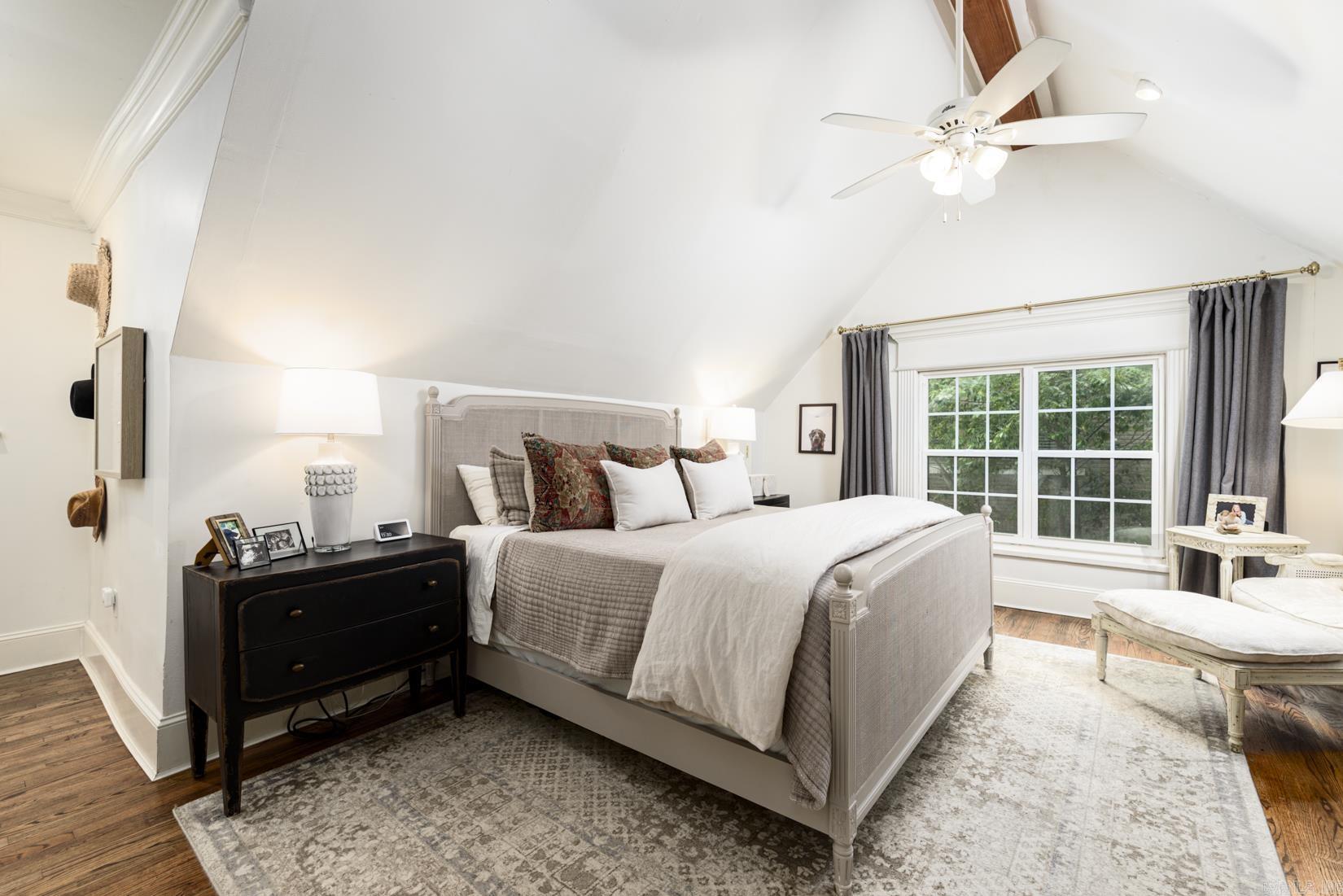 CLIFFEWOOD - Residential