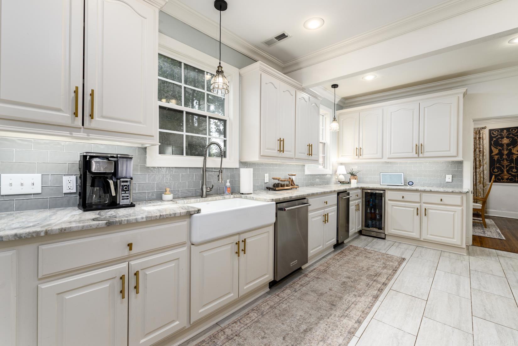 CLIFFEWOOD - Residential