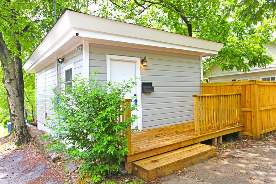 Completely remodeled. New paint, floorings, countertops, bathroom, light fixtures. Studio apartment in the heart of hillcrest. Close to UAMS and all the stores and  restaurants. $65 for water, sewer, and trash. Available now.