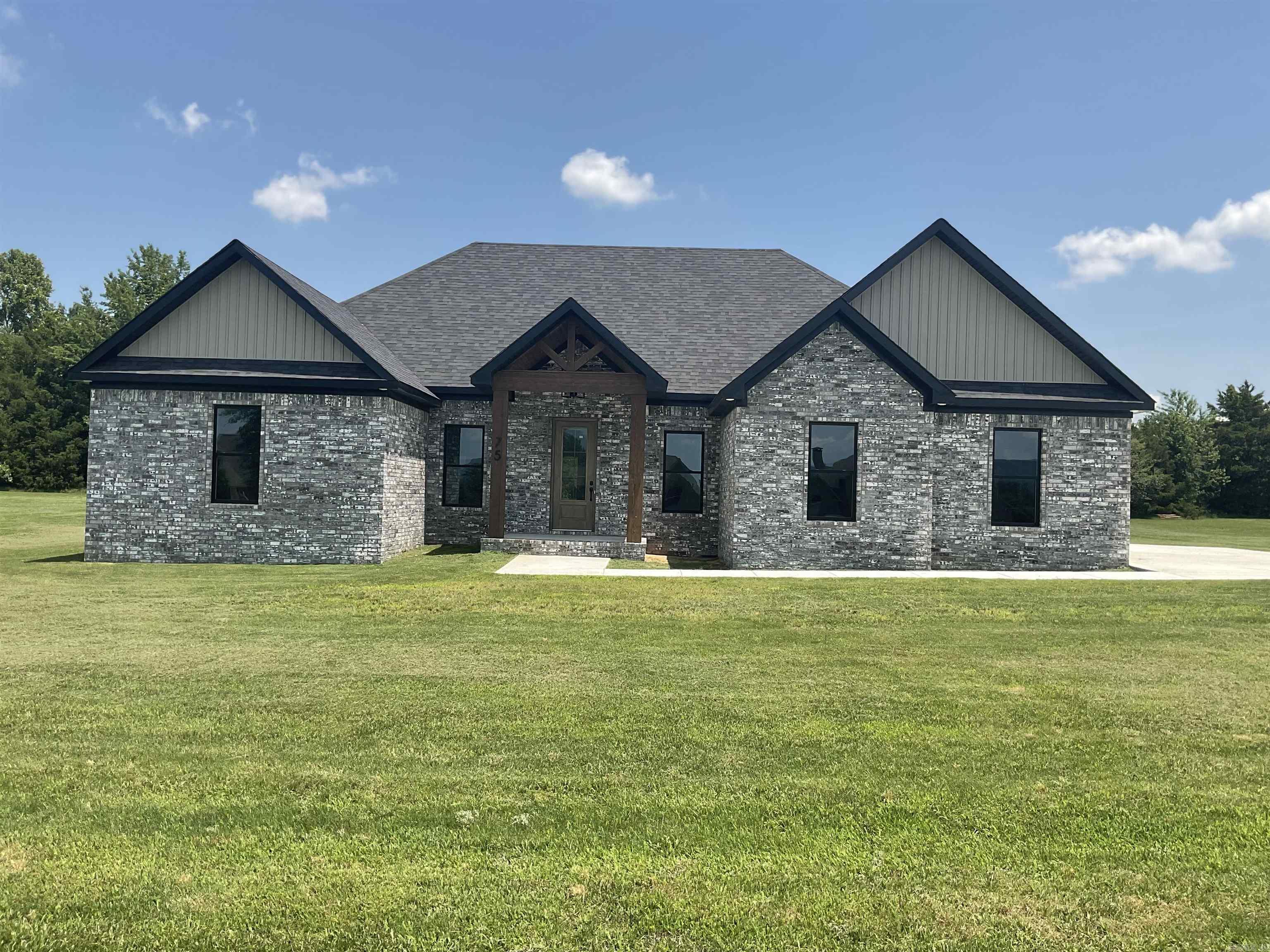 Landing at Emerald Isle - Residential
