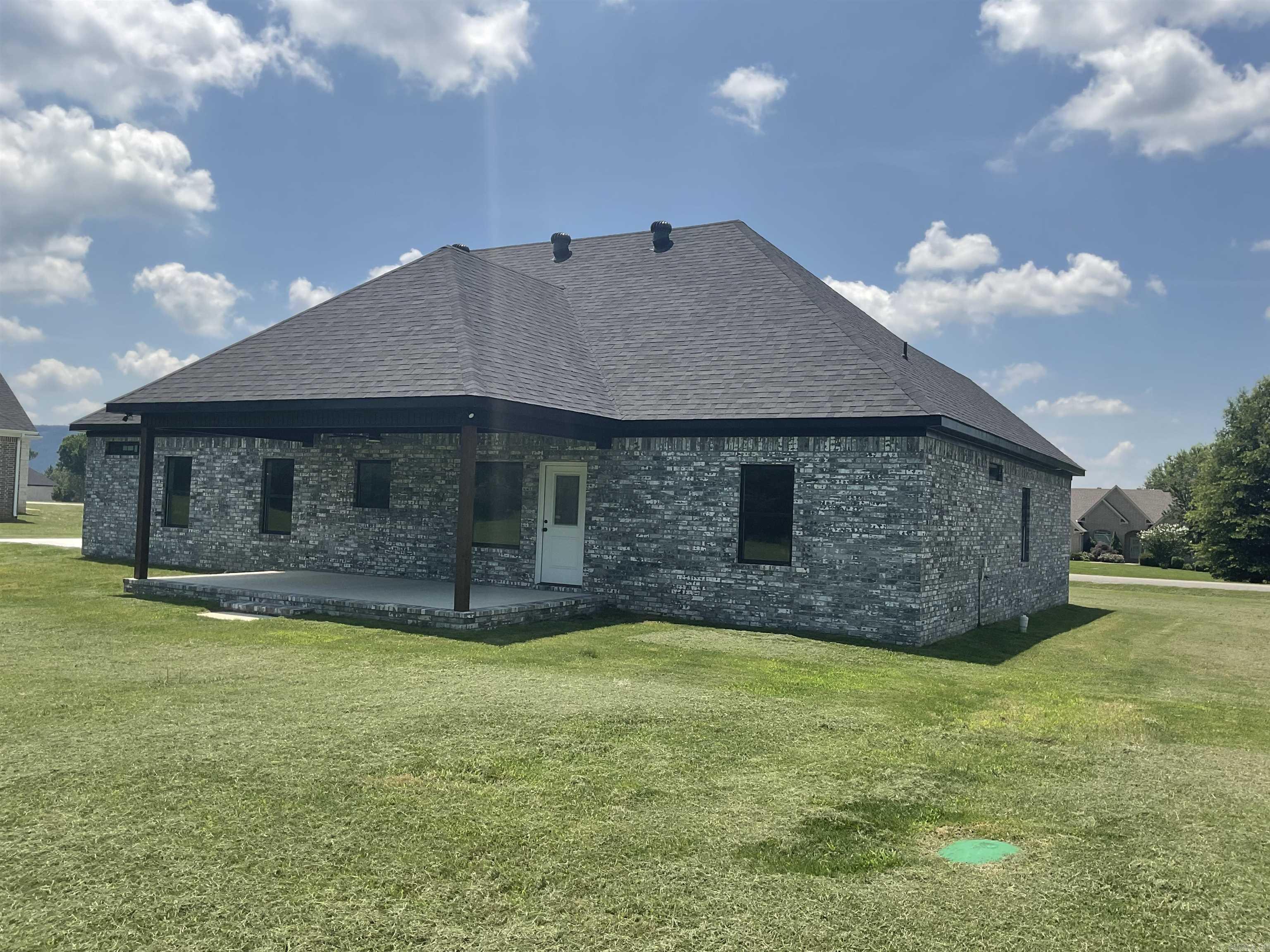 Landing at Emerald Isle - Residential