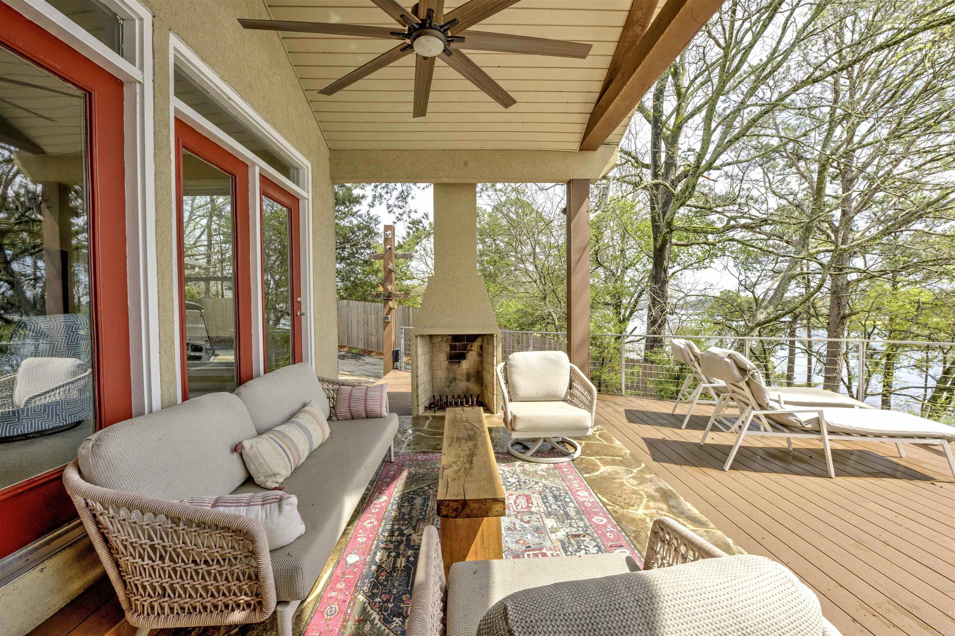 Hot Springs - Residential
