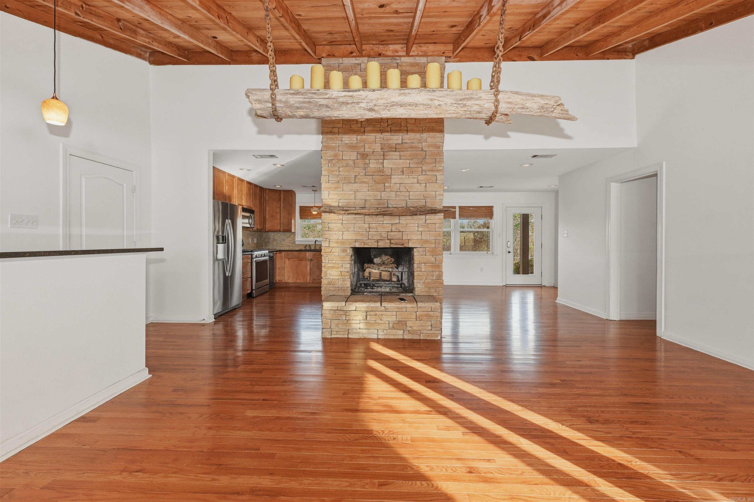 Hot Springs - Residential