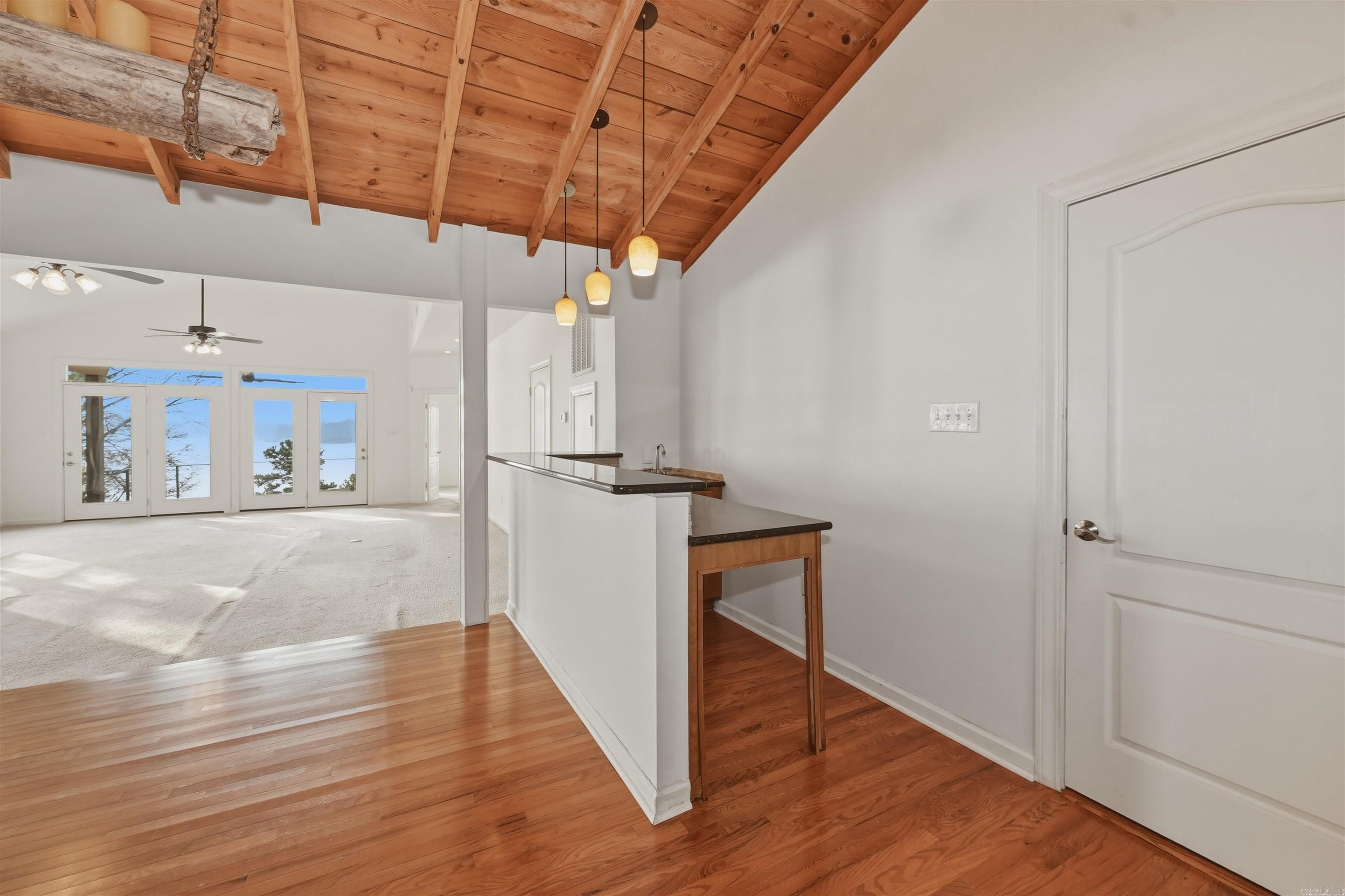 Hot Springs - Residential