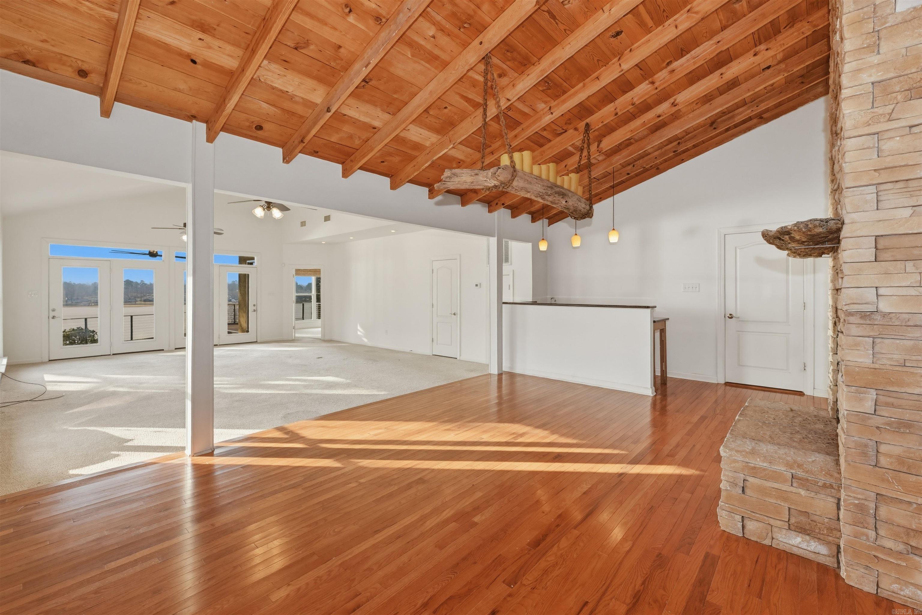 Hot Springs - Residential