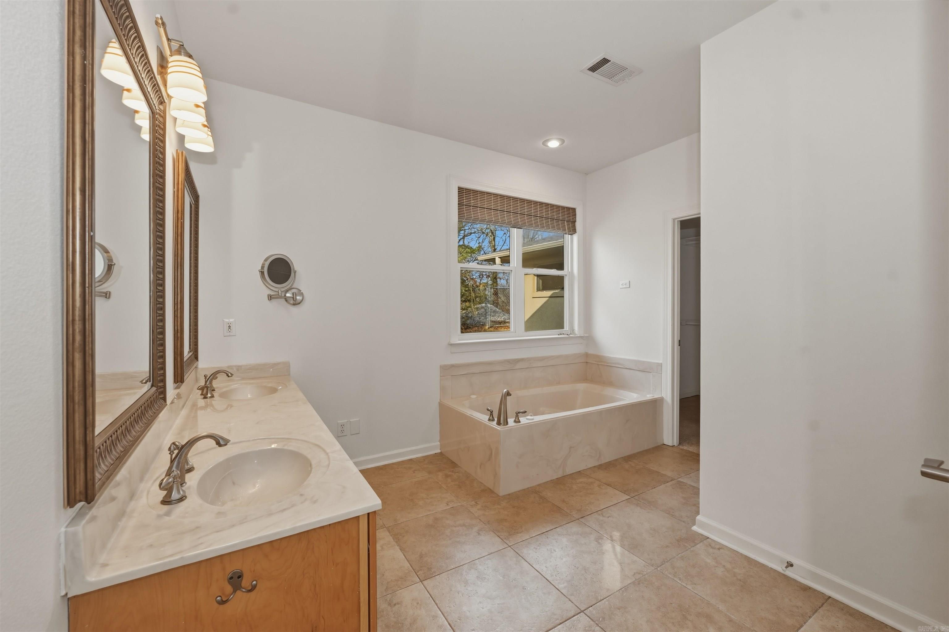 Hot Springs - Residential