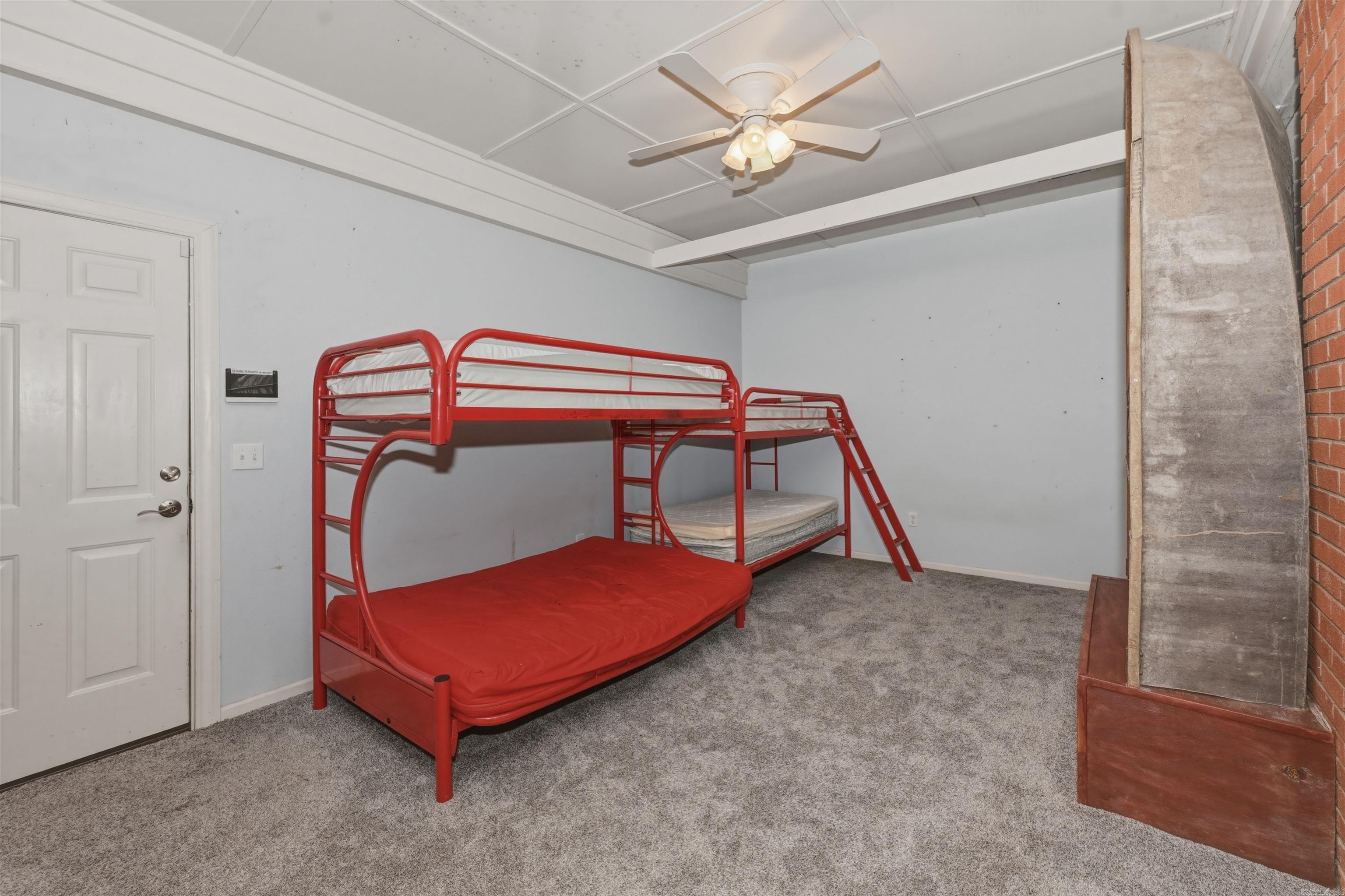 Hot Springs - Residential