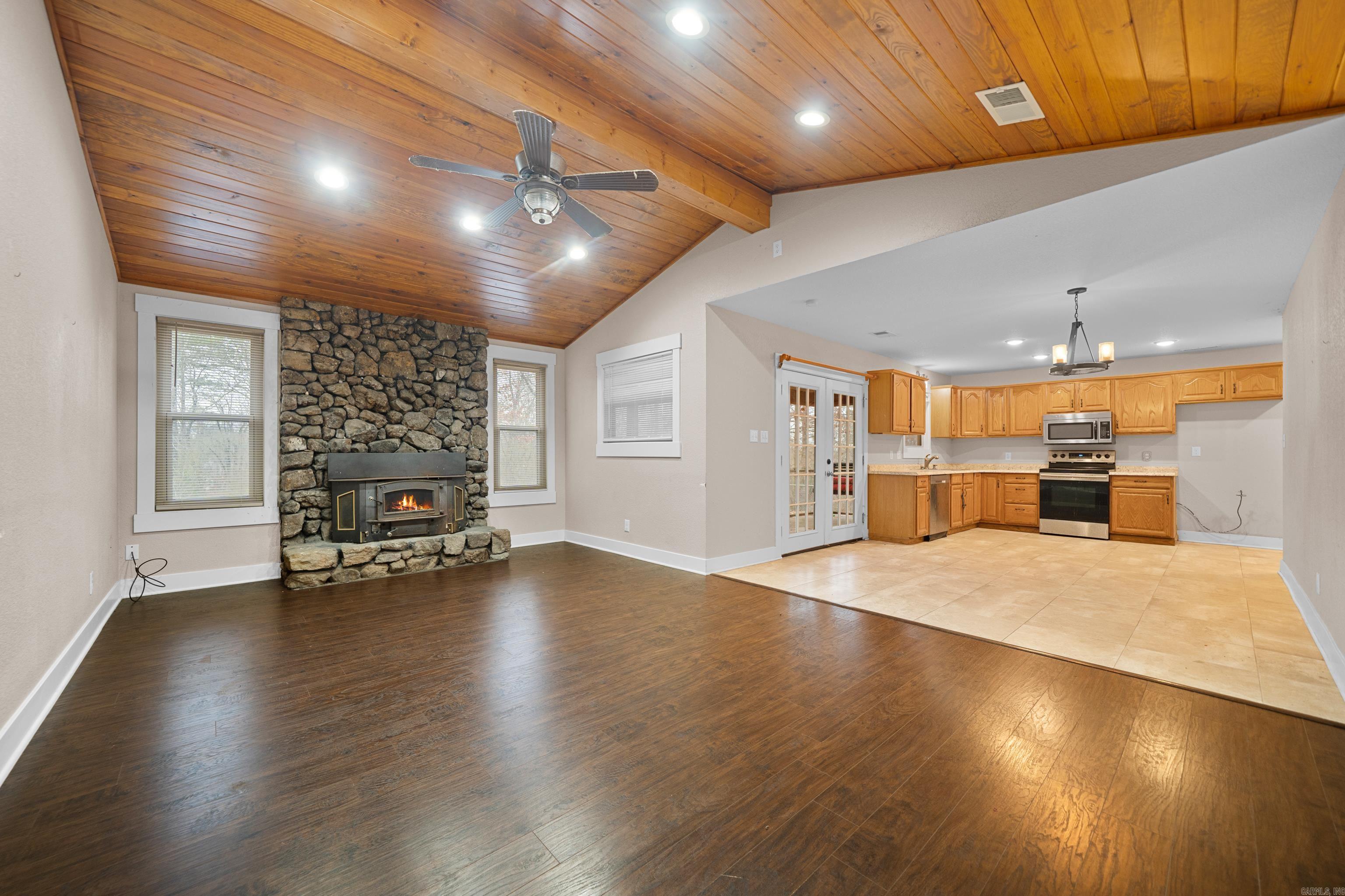 Metes & Bounds - Residential