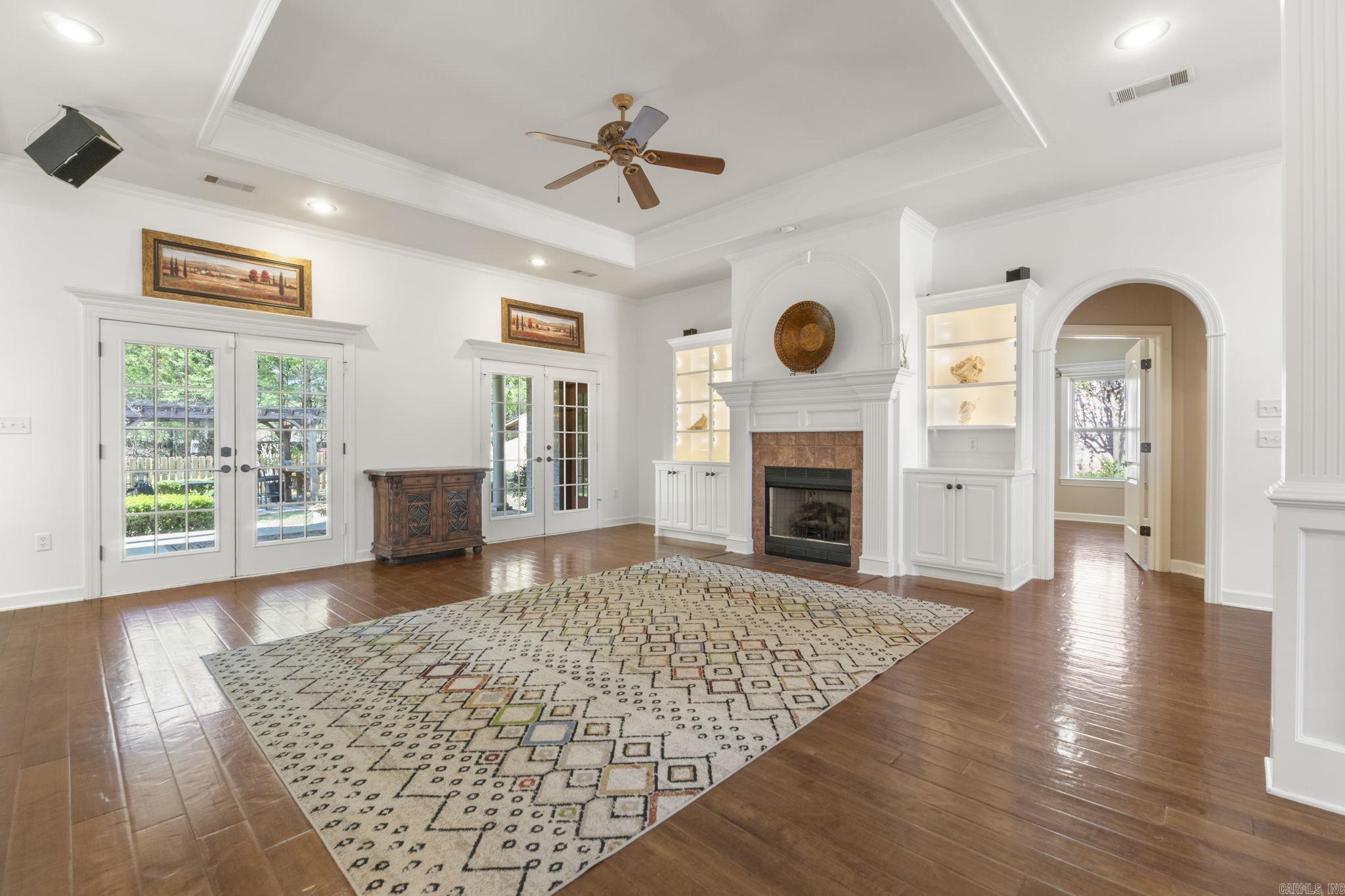 EDGEWATER ADDN - Residential