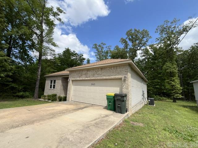 WEST HGTS PLACE - Residential