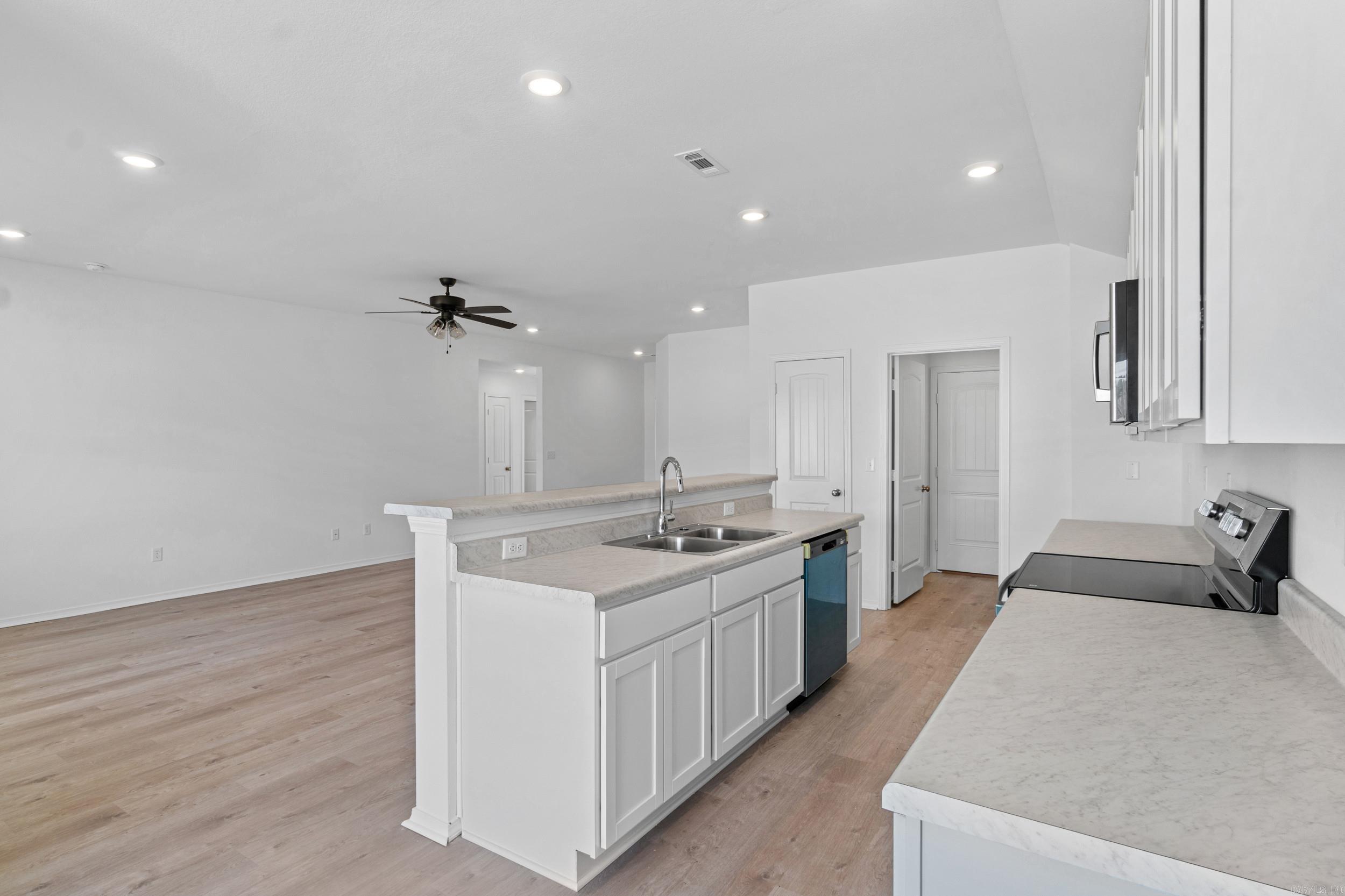 SPRINGLAKE TRAILS - Residential