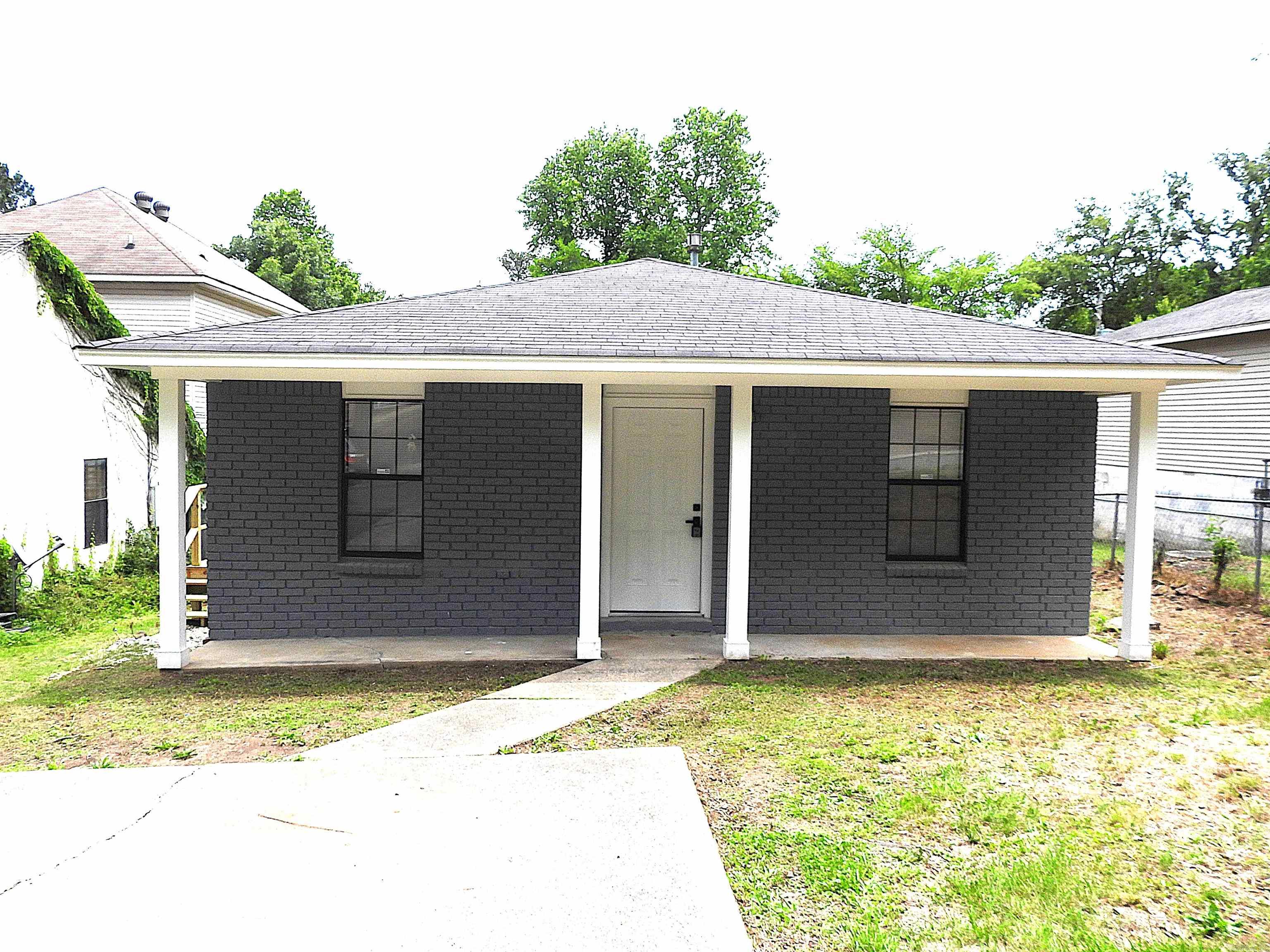 BARROW JOHN - Residential