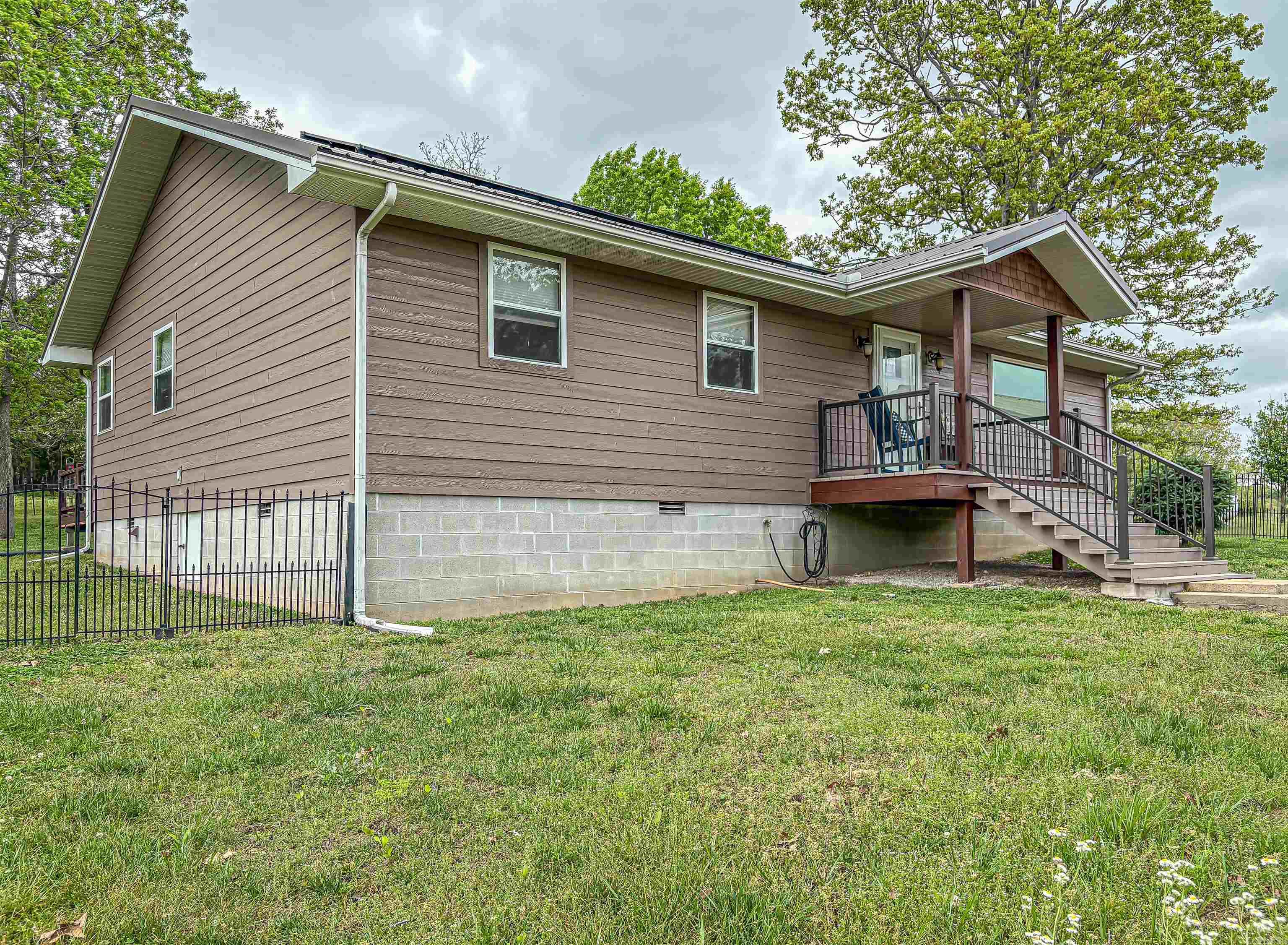 Metes & Bounds - Residential