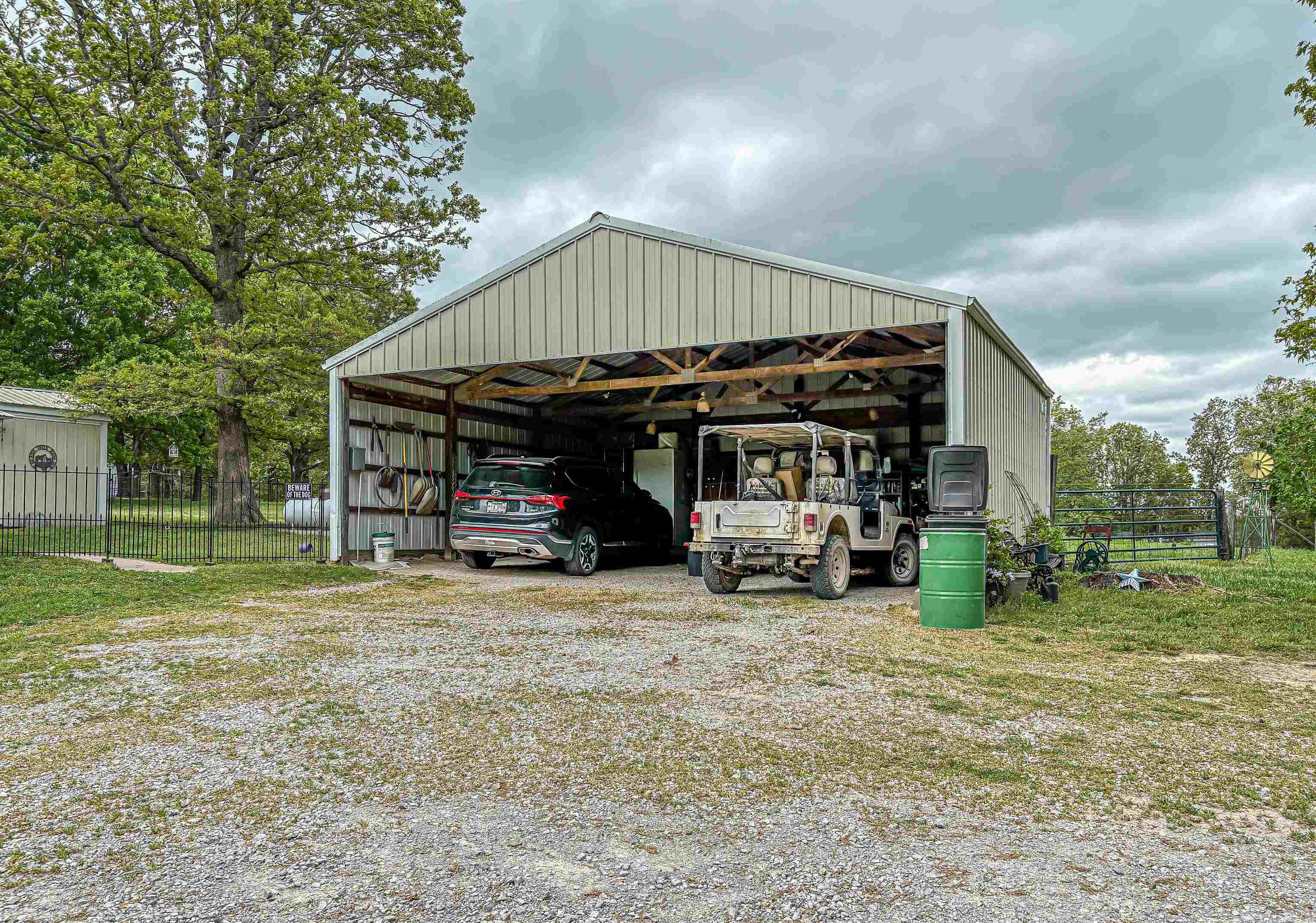 Metes & Bounds - Residential