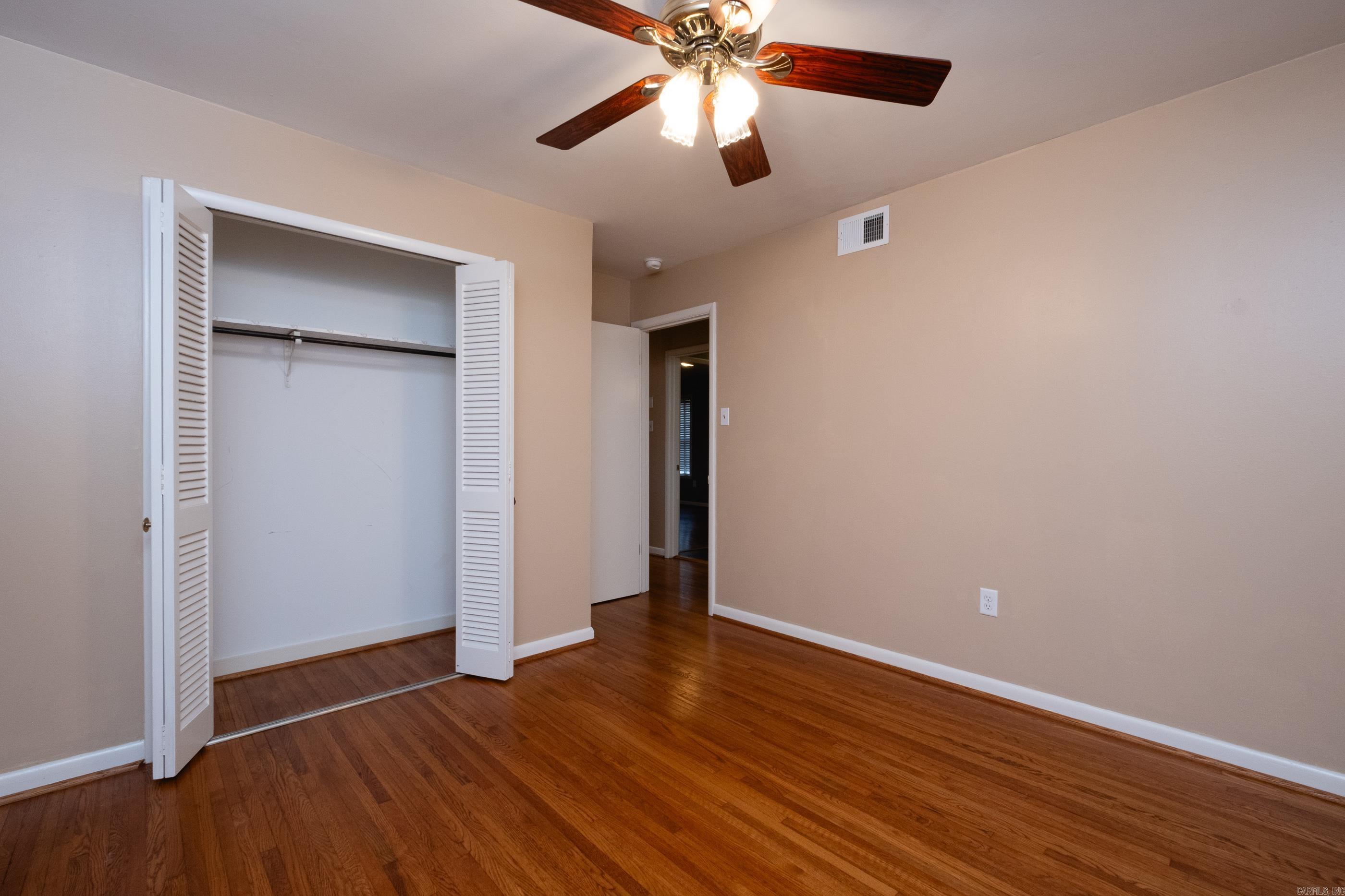 HALL PLAZA - Residential