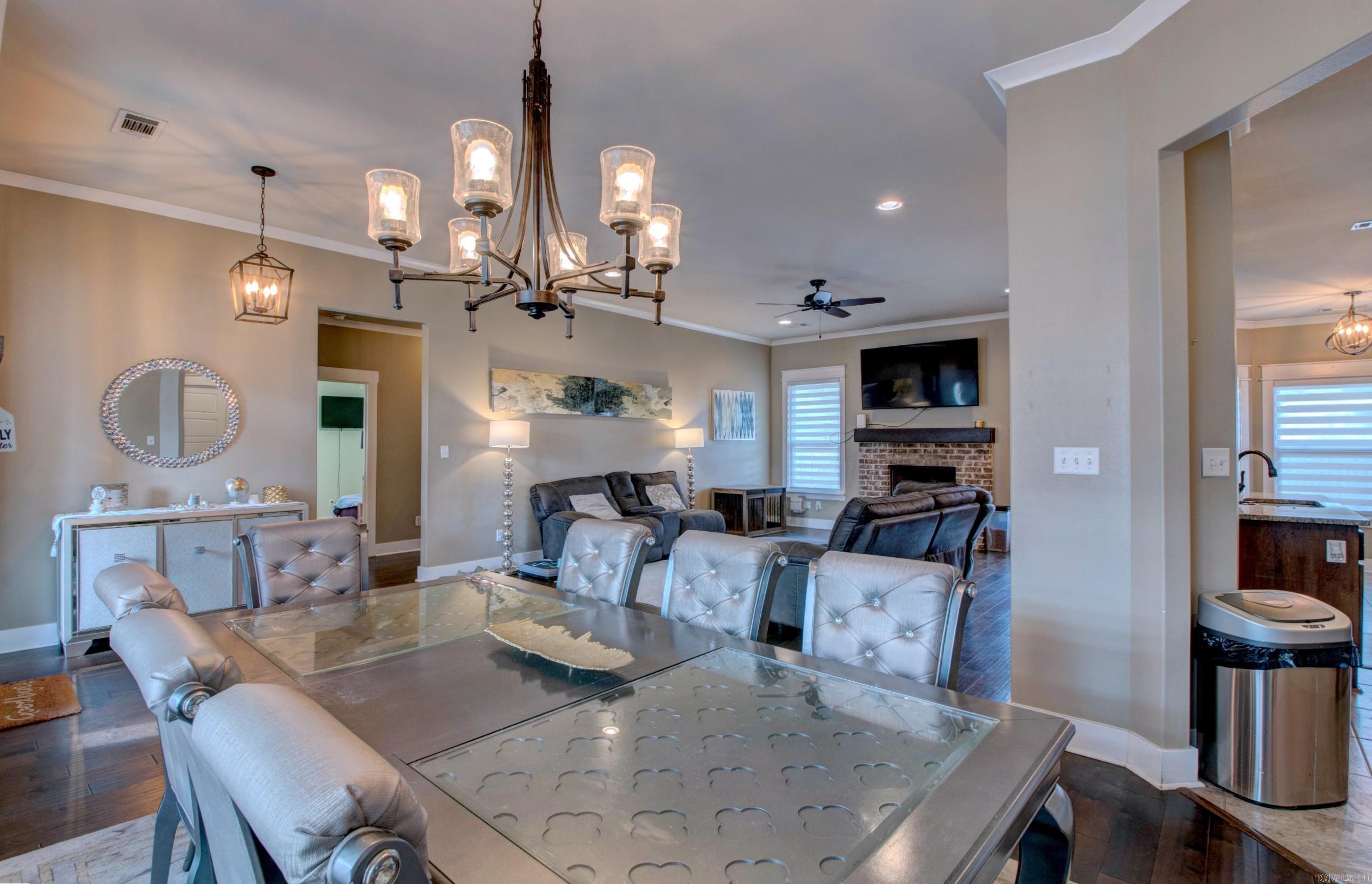 DAWSONS POINTE - Residential