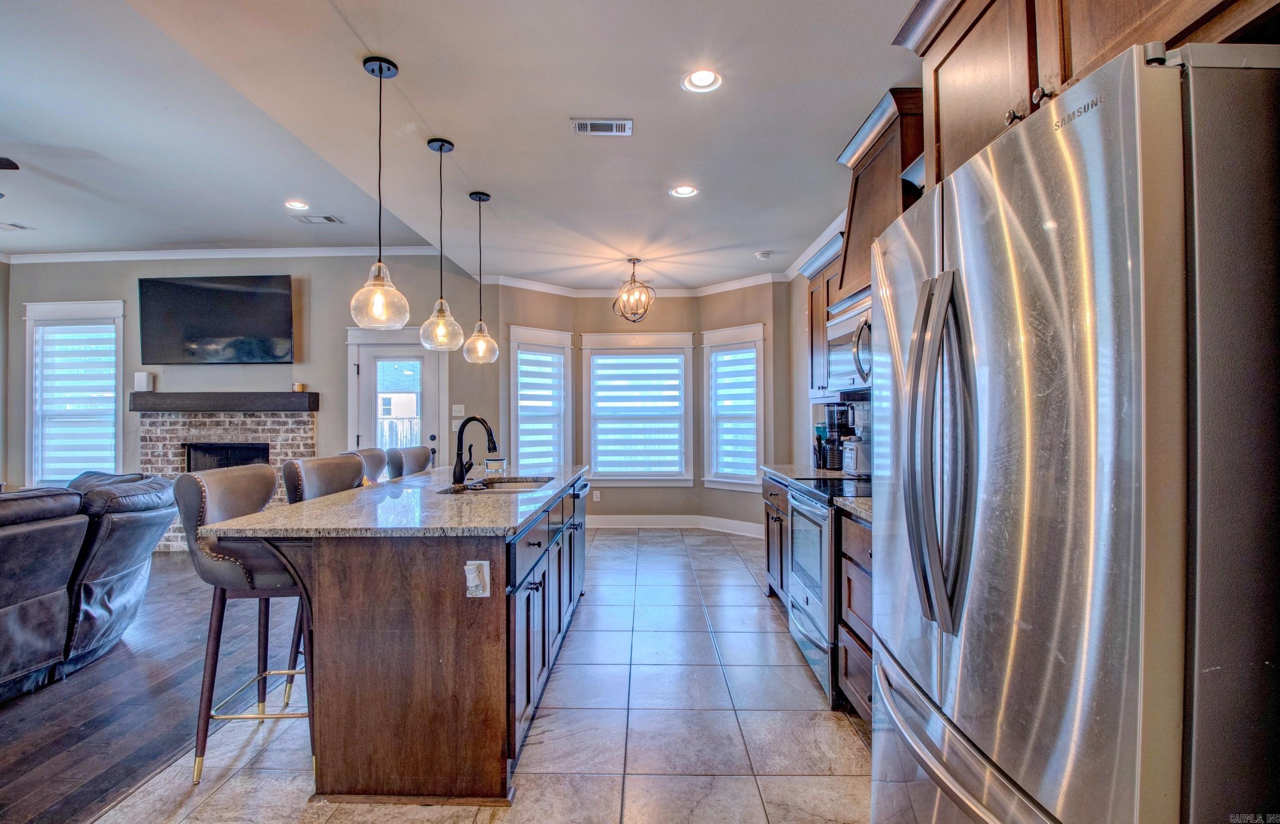 DAWSONS POINTE - Residential