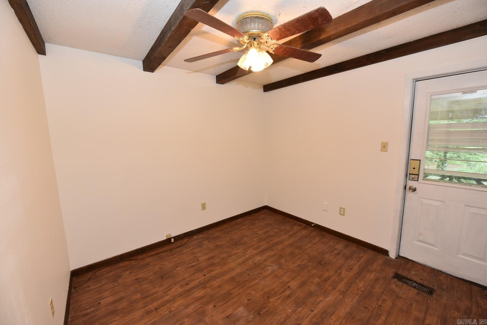LAKEWOOD HILLS - Residential