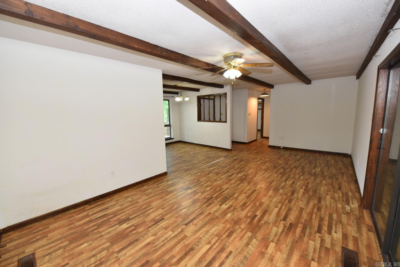 LAKEWOOD HILLS - Residential
