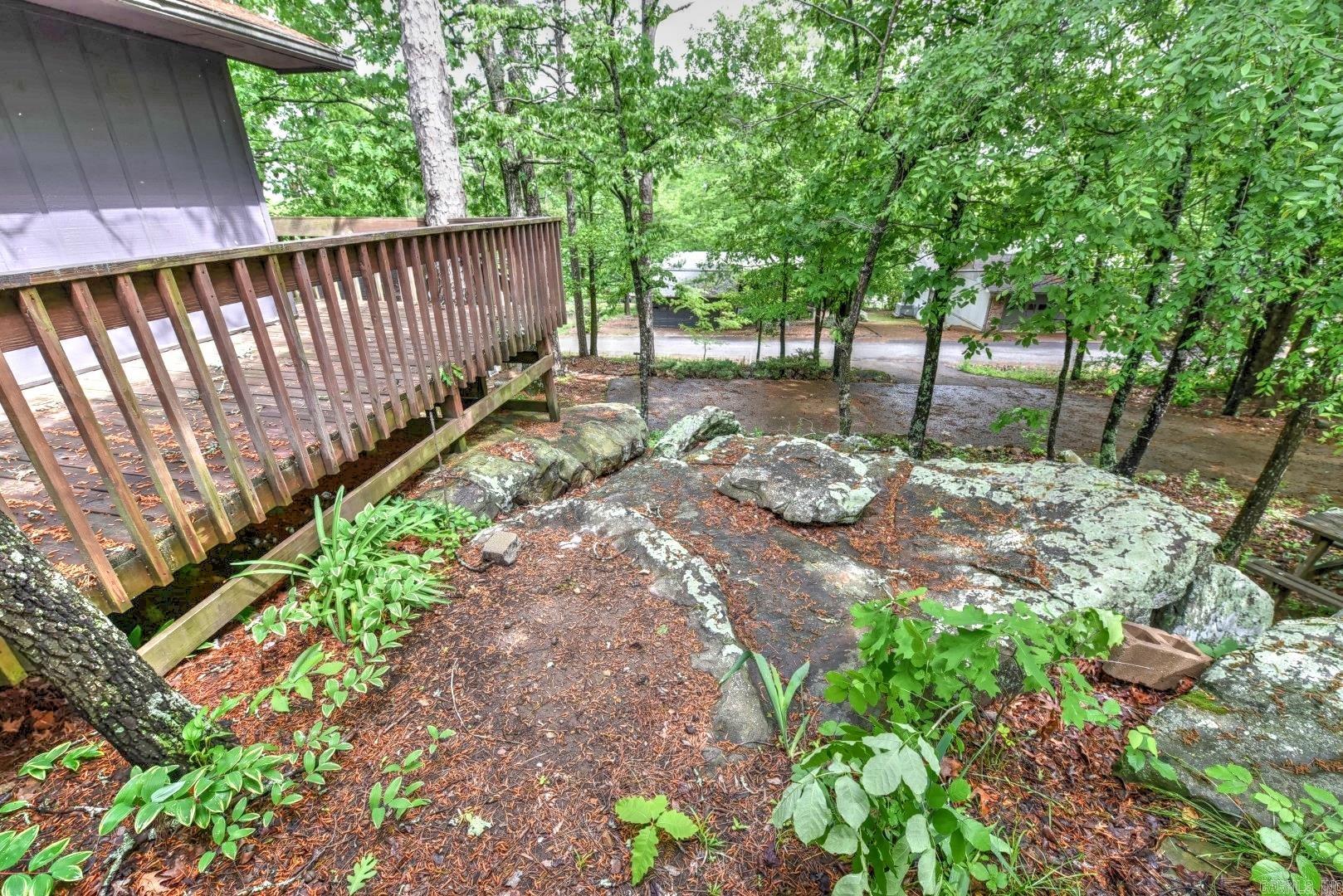 LAKEWOOD HILLS - Residential